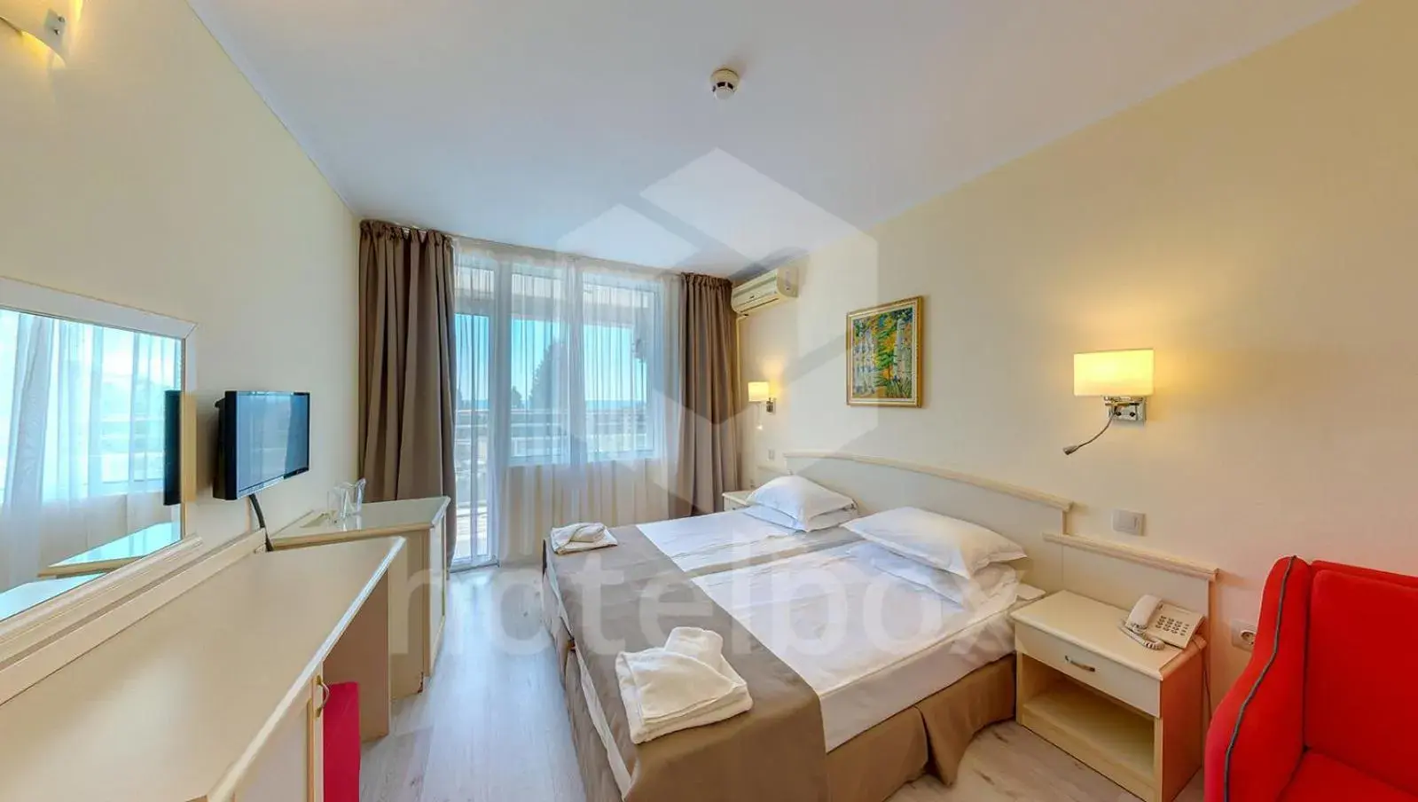 Double or Twin Room with Balcony (2 Adults) with Free Parking in Detelina Hotel Double or Twin Room with Balcony (2 Adults) with Free Parking in Detelina Hotel
