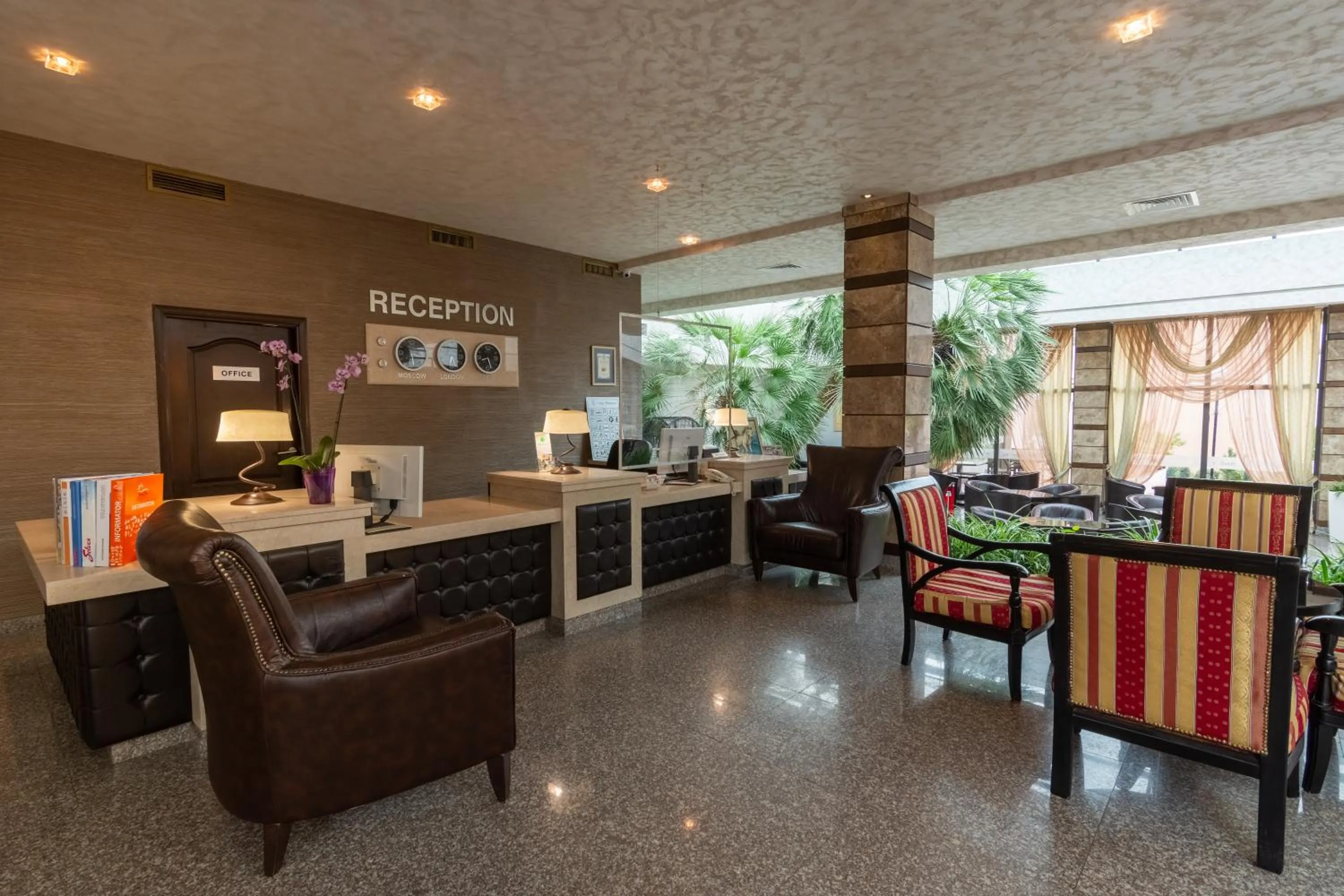 Lobby or reception in Detelina Hotel