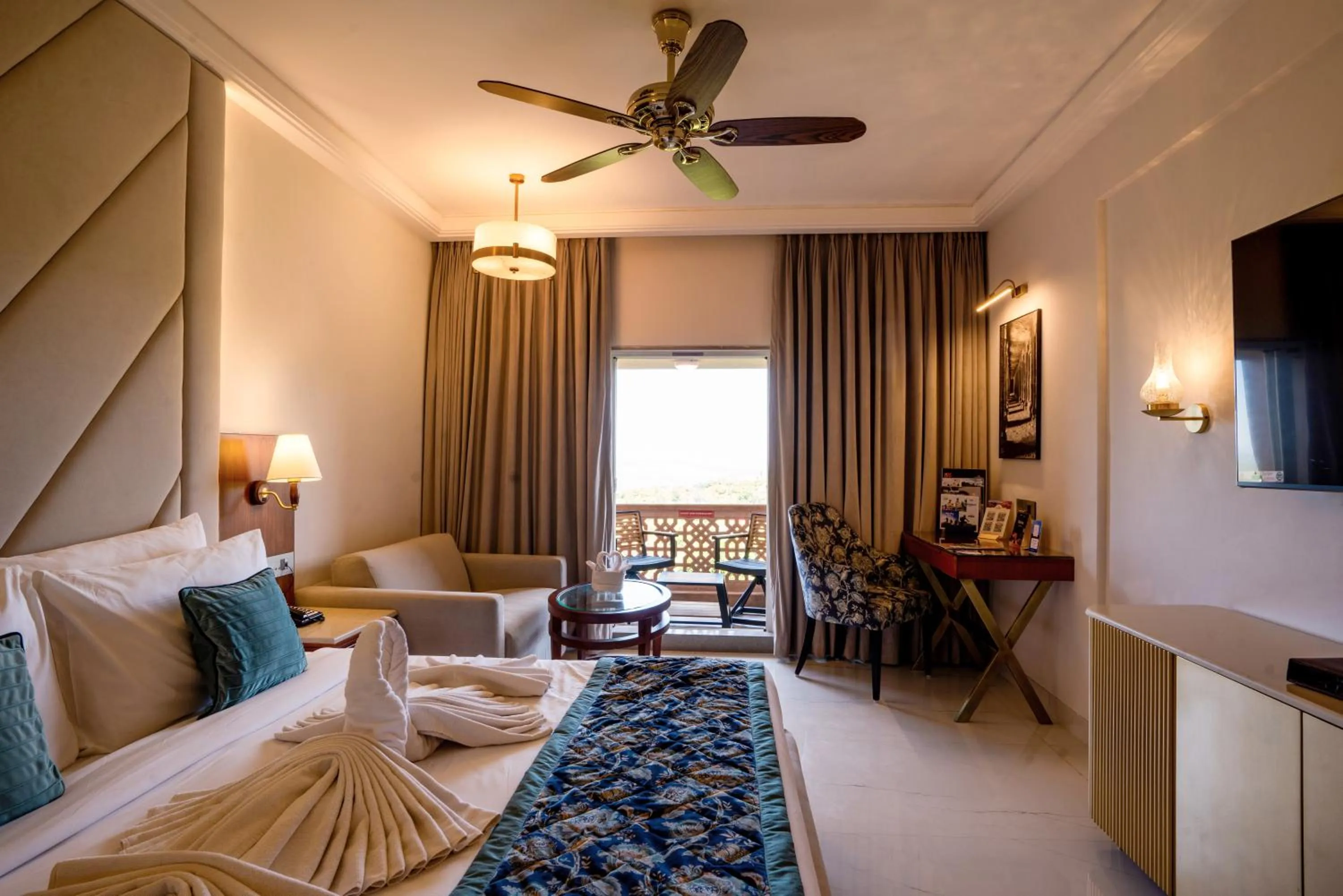 Bed in Evershine Resort & Spa