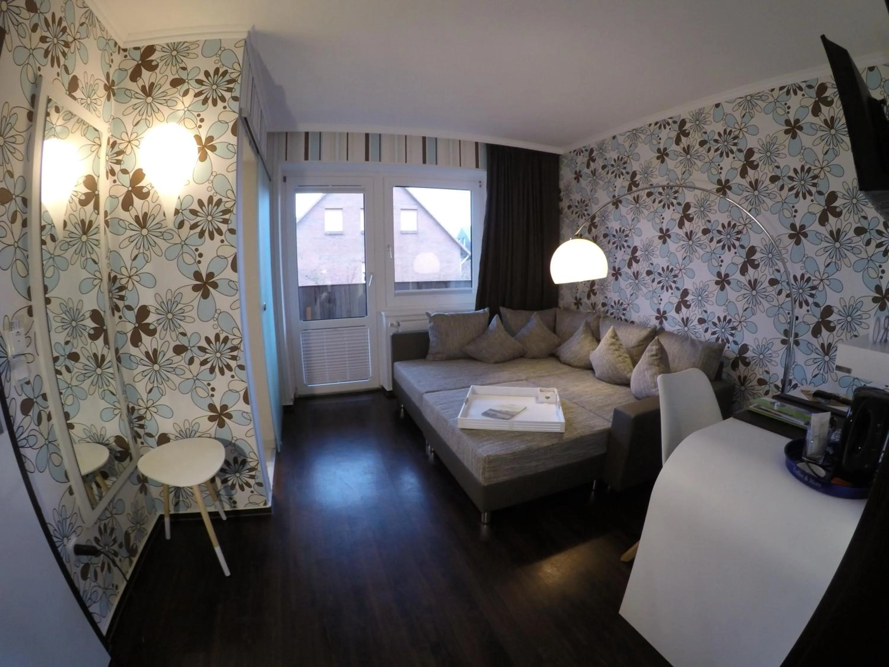 Photo of the whole room in Retro Design Hotel