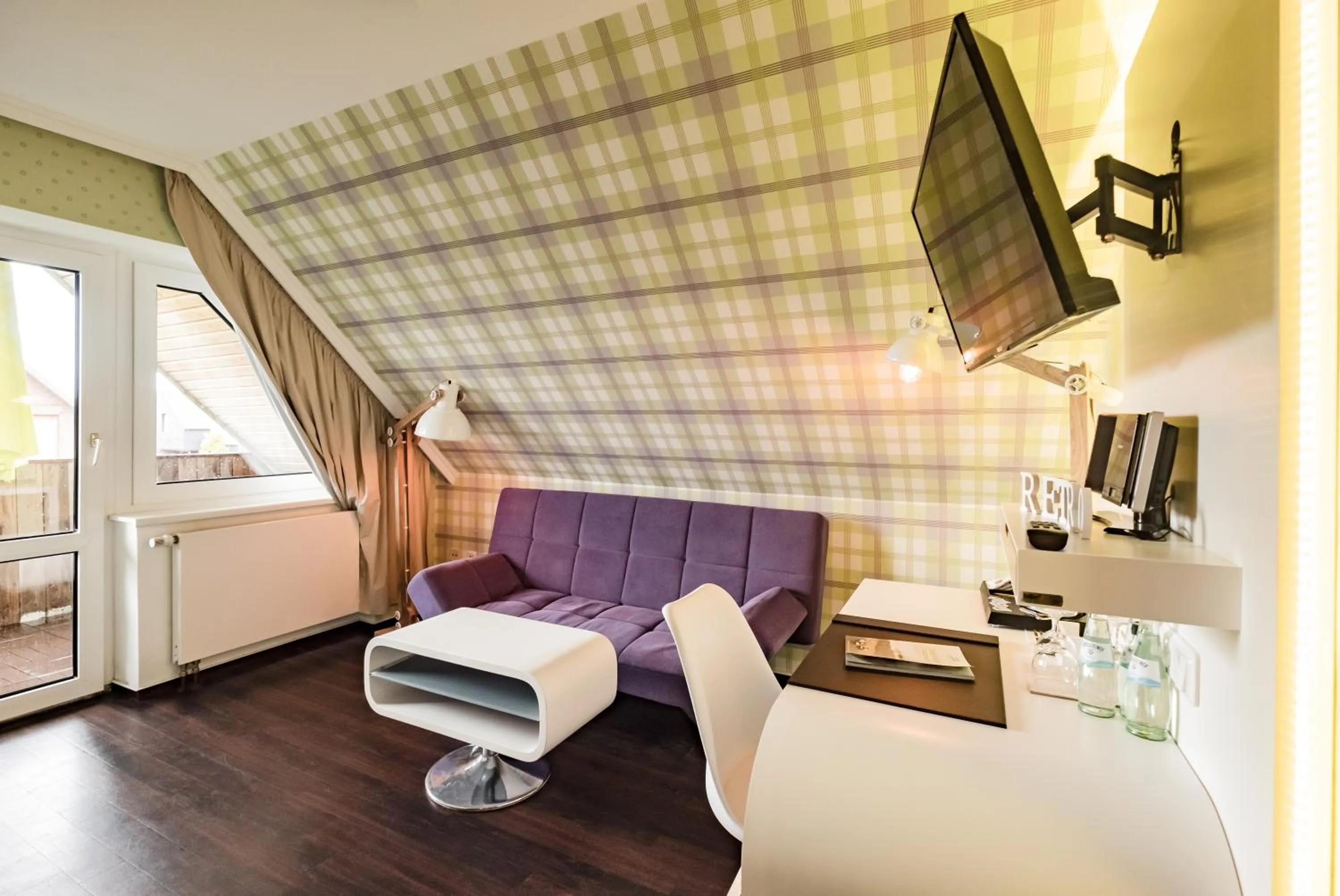 Photo of the whole room in Retro Design Hotel