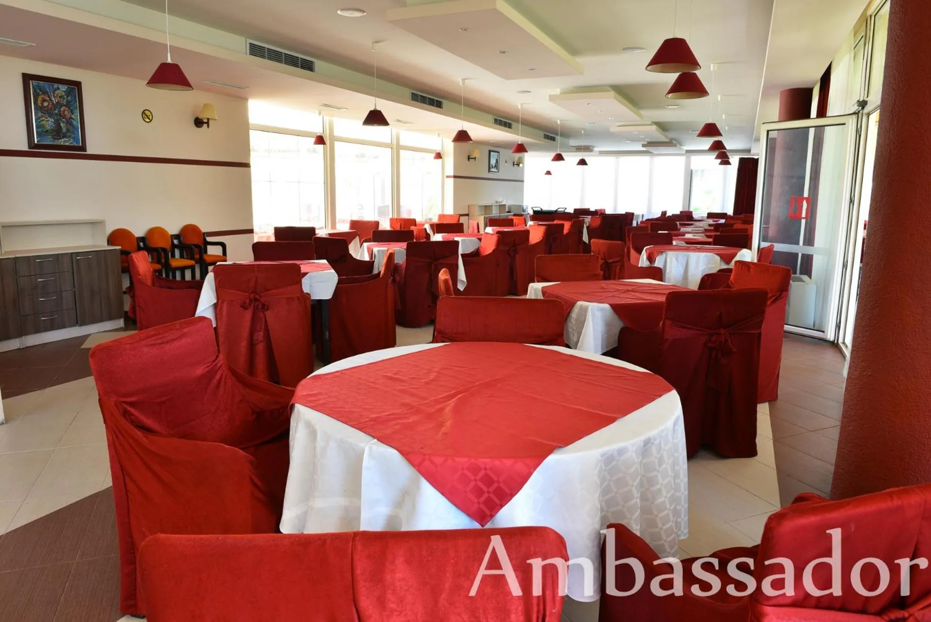 Hotel Ambassador - Free Parking