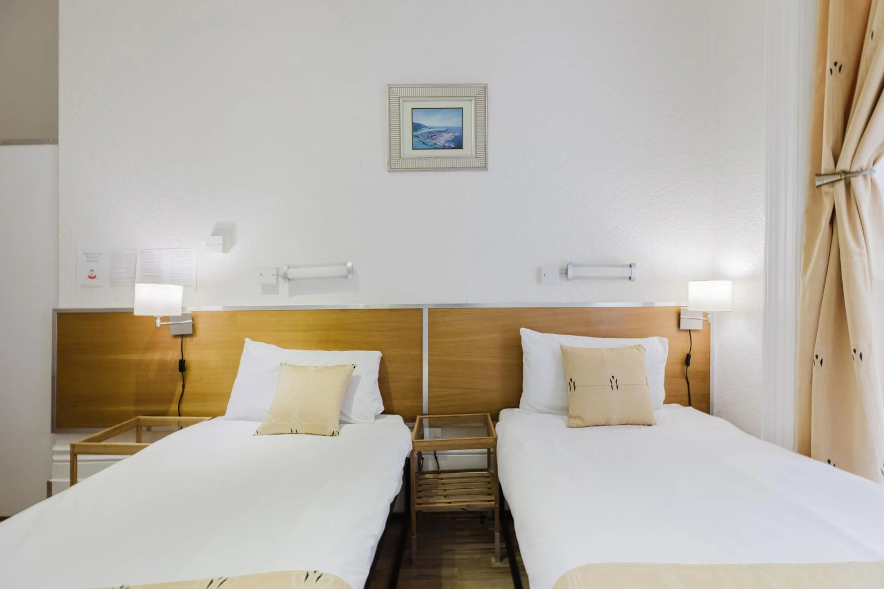 Bedroom, Bed in The Chapter Hotels - Falcon Hotel