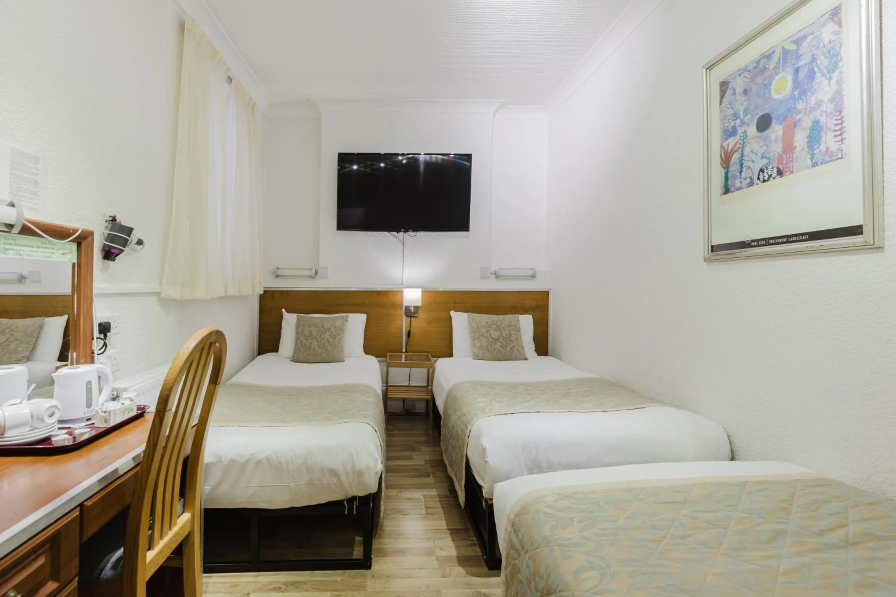 Bedroom, Bed in The Chapter Hotels - Falcon Hotel