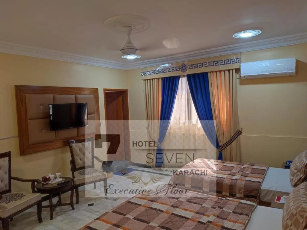 TV and multimedia, Bed in Hotel Seven 7