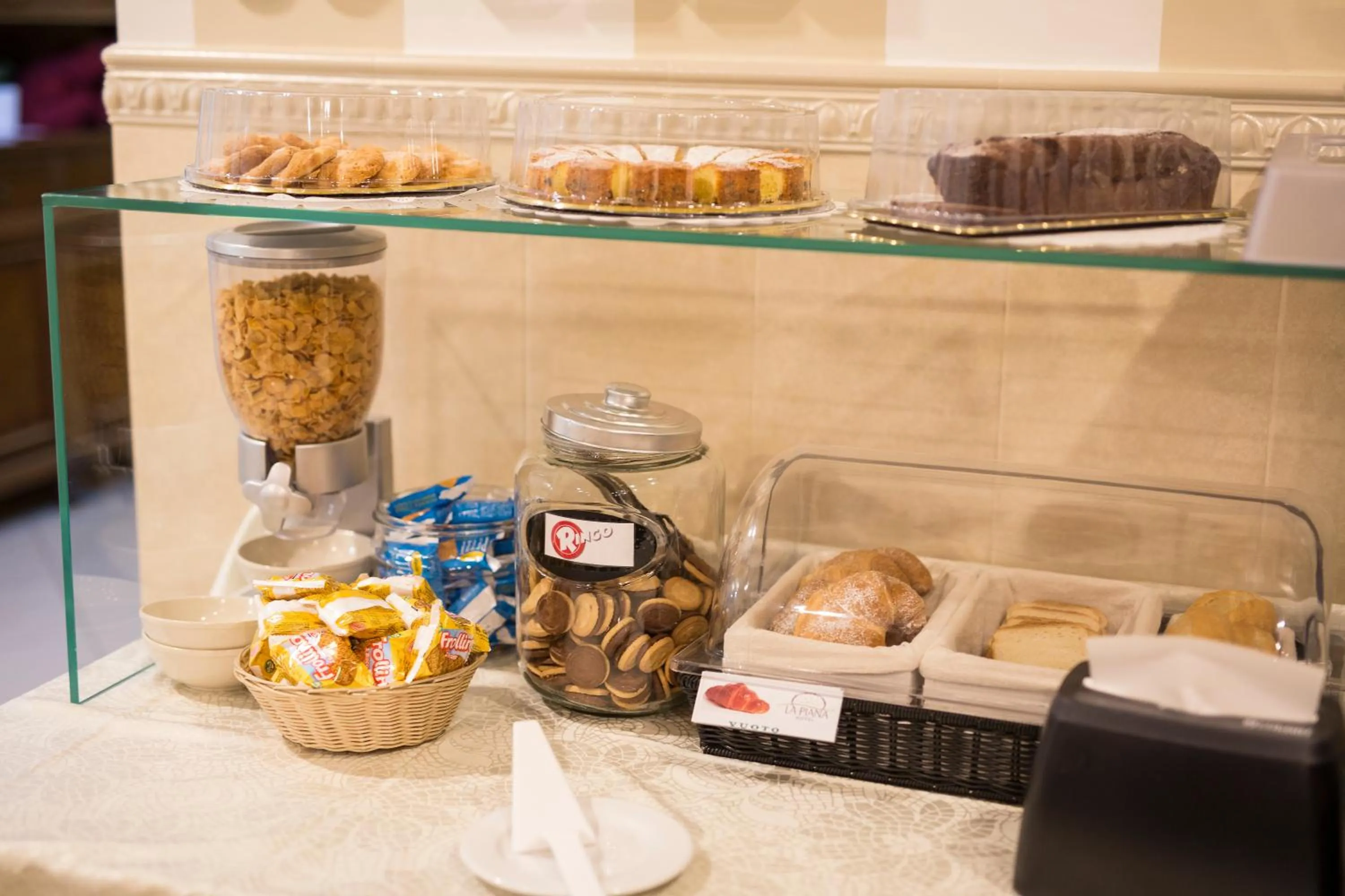 Breakfast in La Piana Hotel