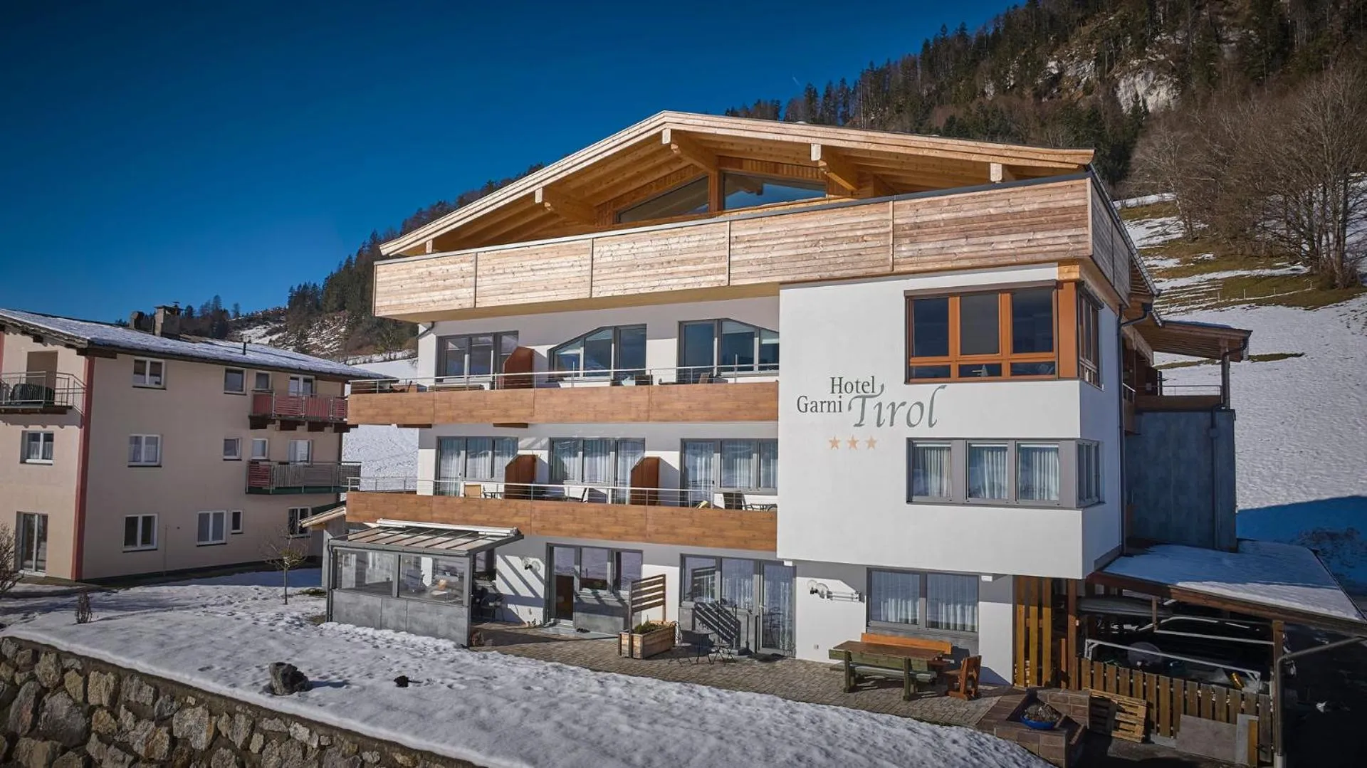 Property building in Hotel Garni Tirol