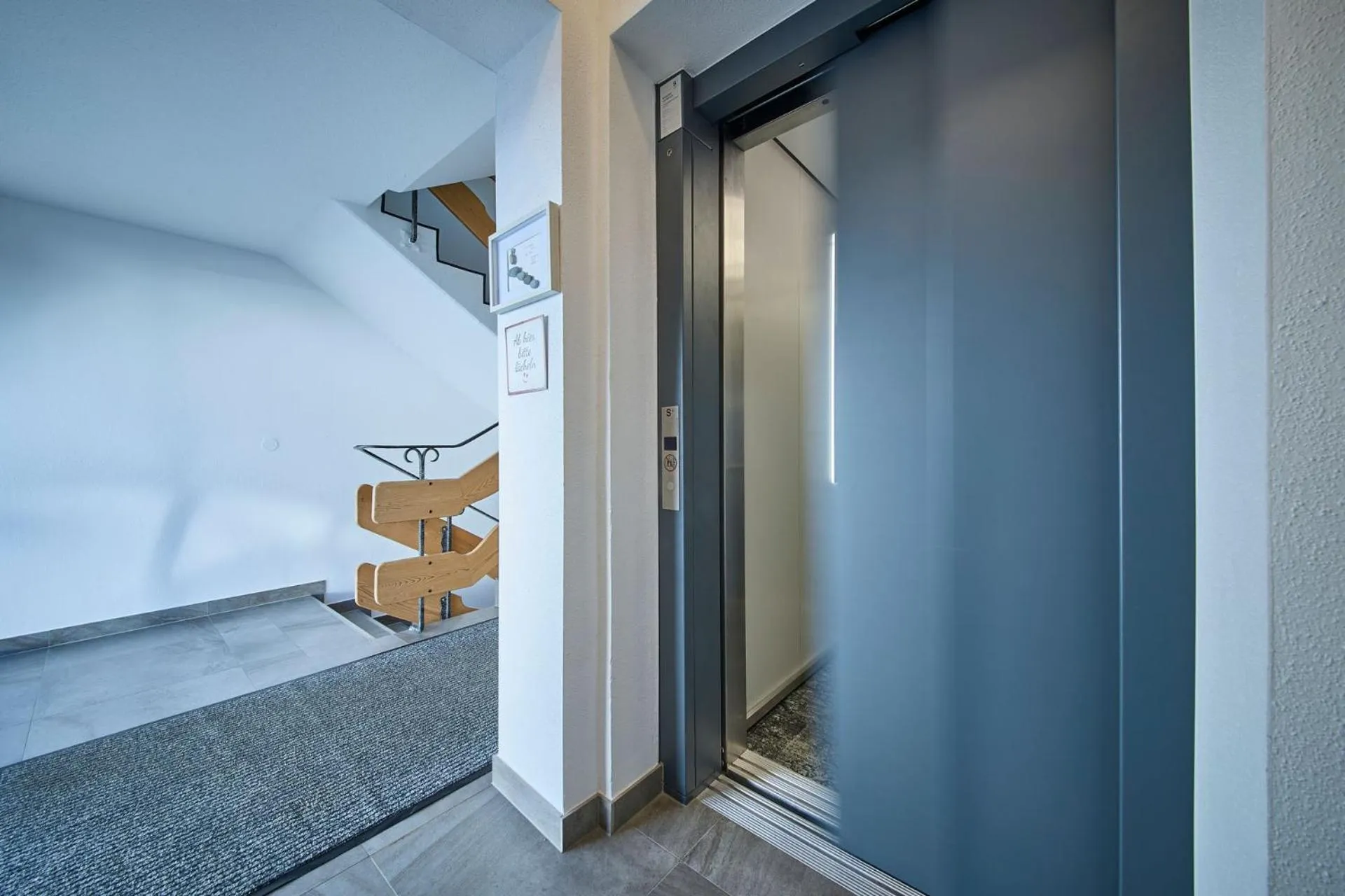 elevator in Hotel Garni Tirol