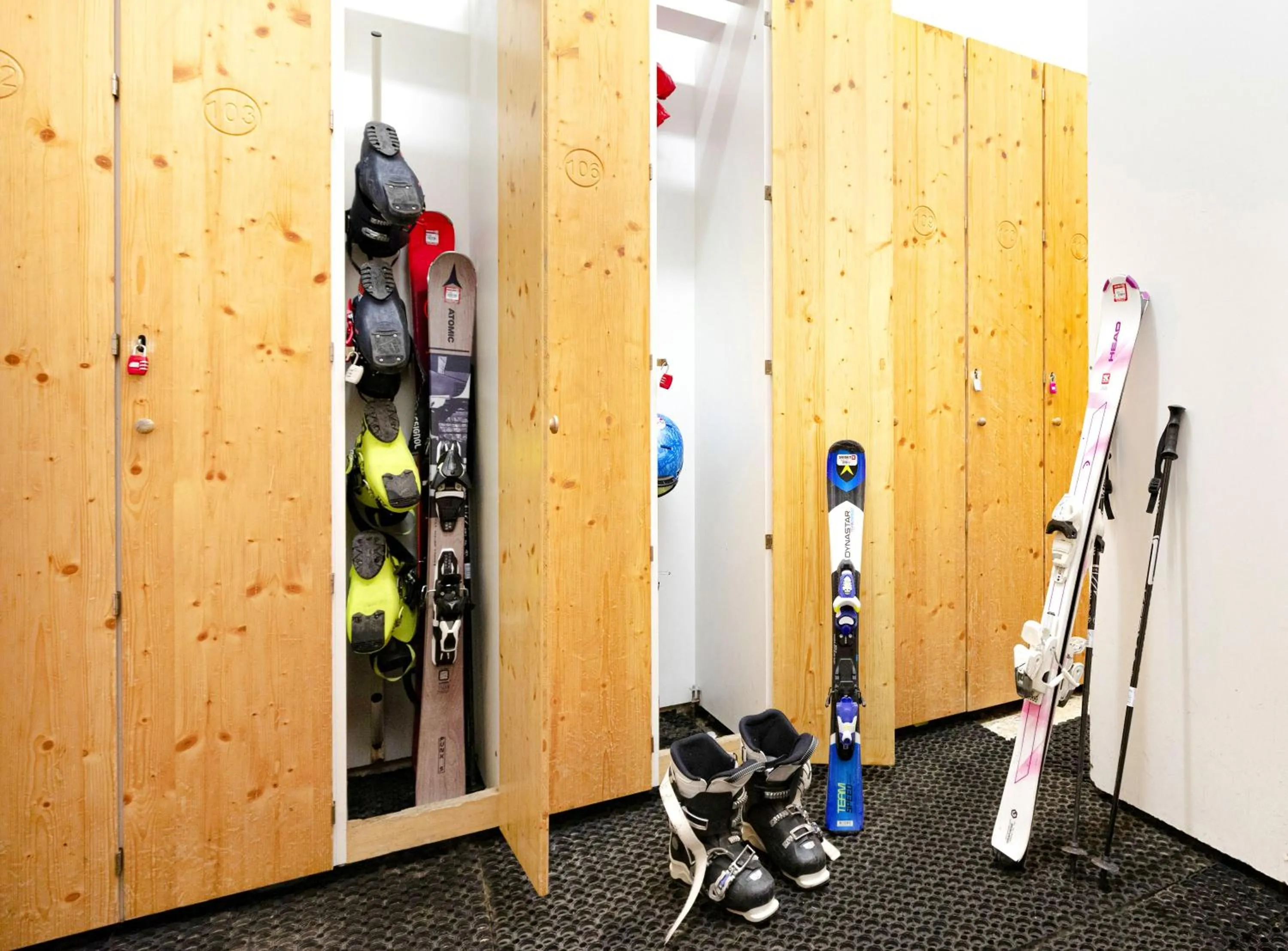 Skiing in Hôtel Club MMV Le Val Cenis