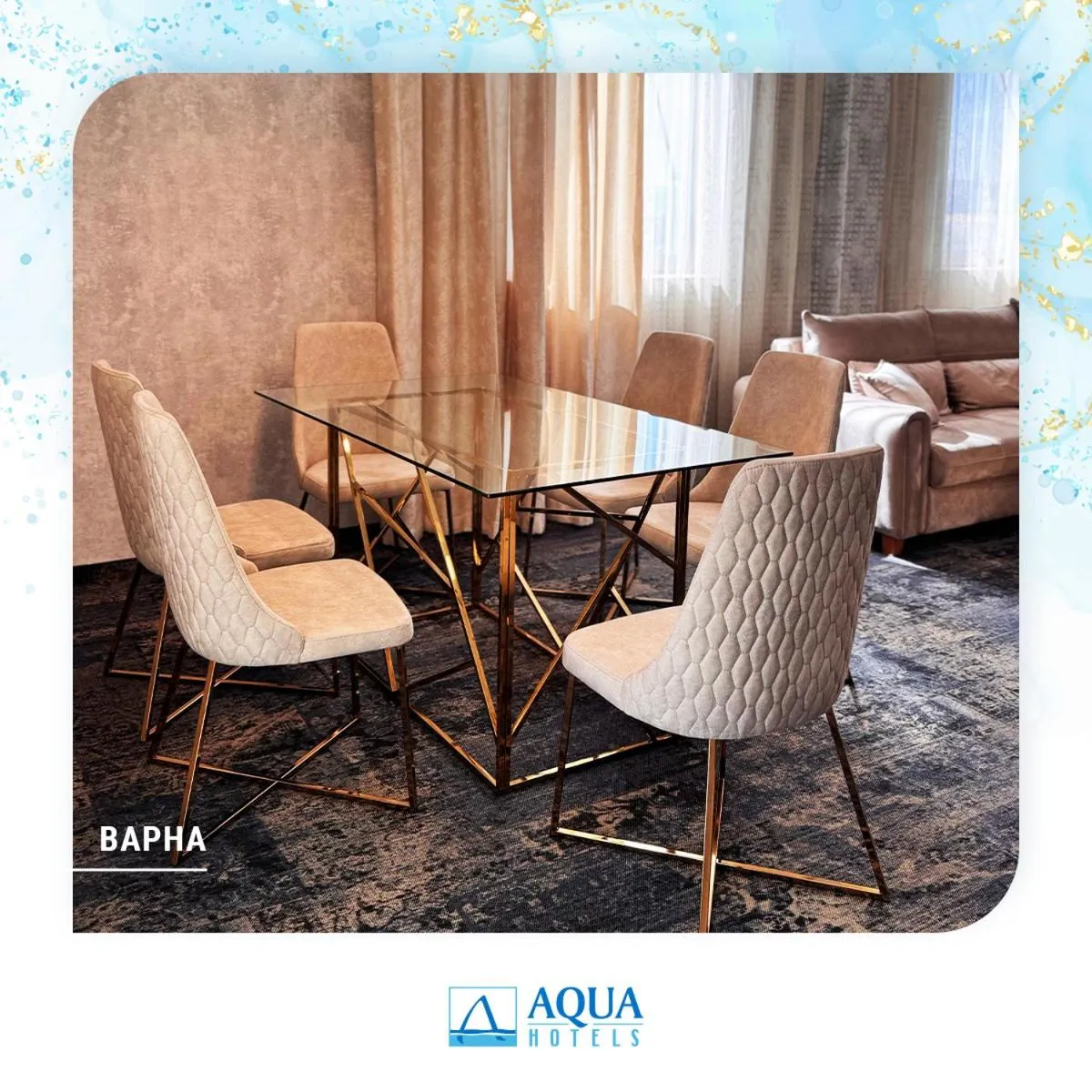 Living room in Aqua Hotel