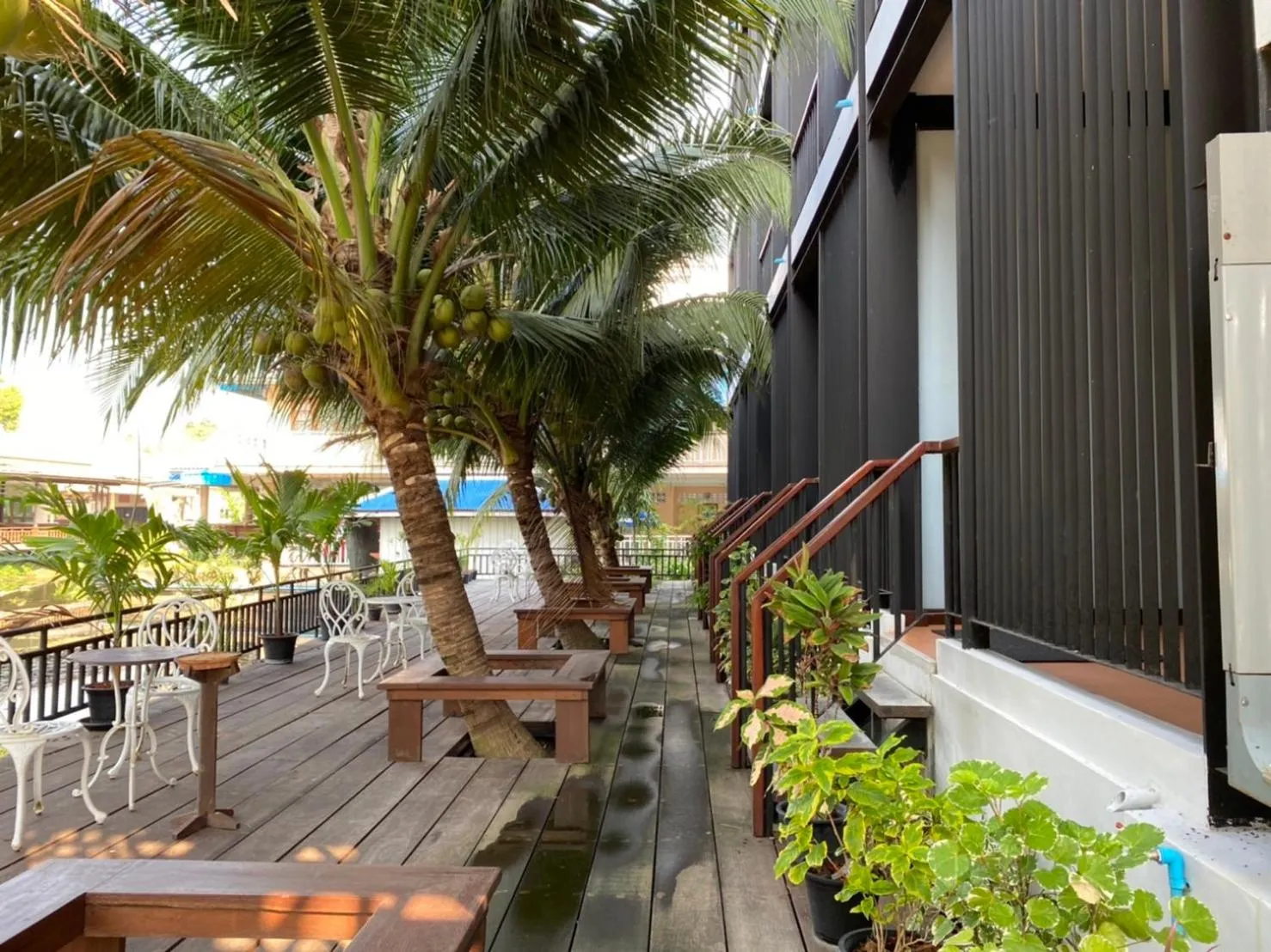 Balcony/Terrace in Maikaew Damnoen Resort