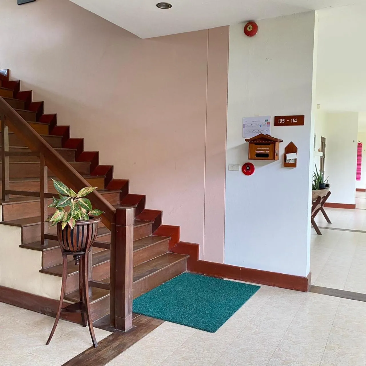 Property building in Maikaew Damnoen Resort