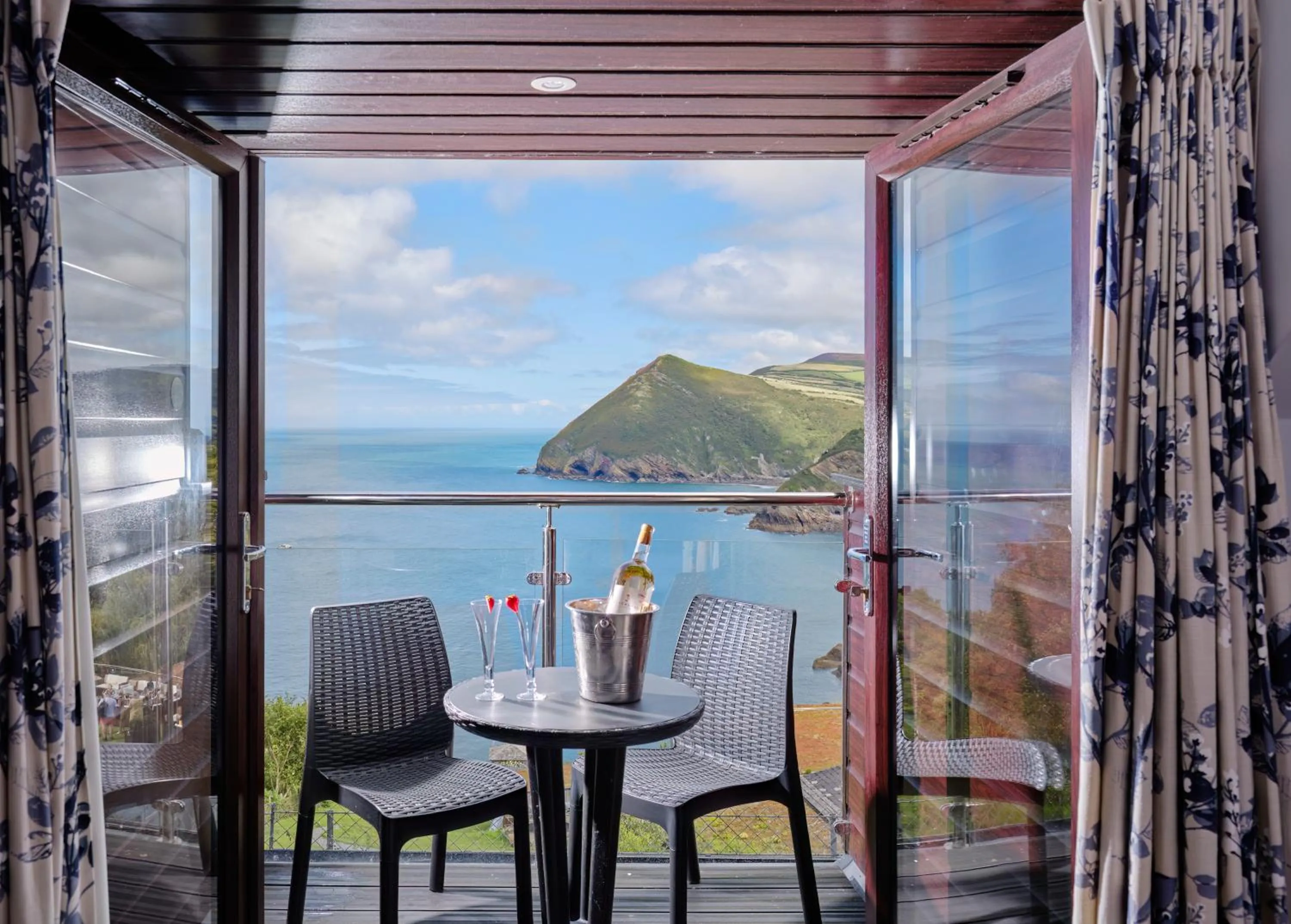 Balcony/Terrace in Sandy Cove Hotel