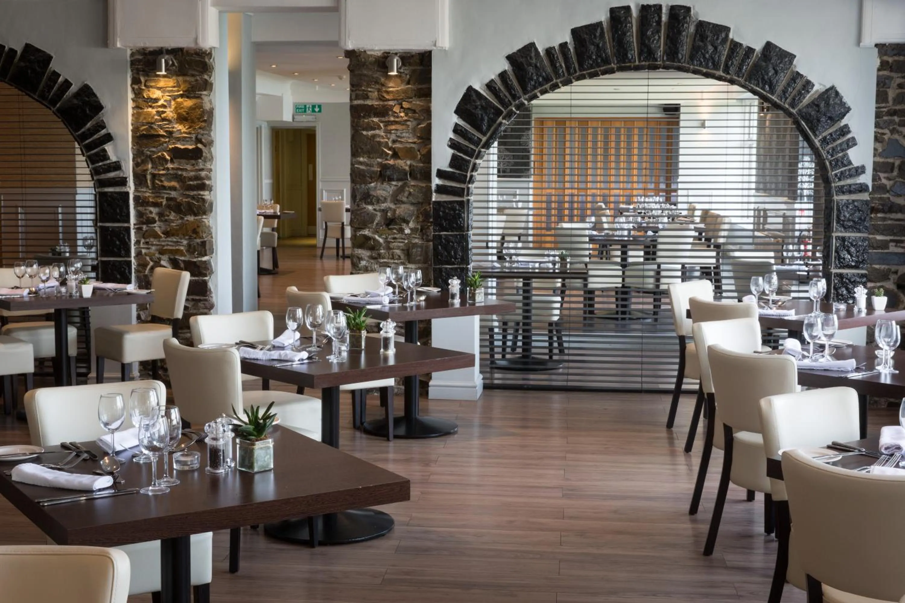 Restaurant/places to eat in Sandy Cove Hotel