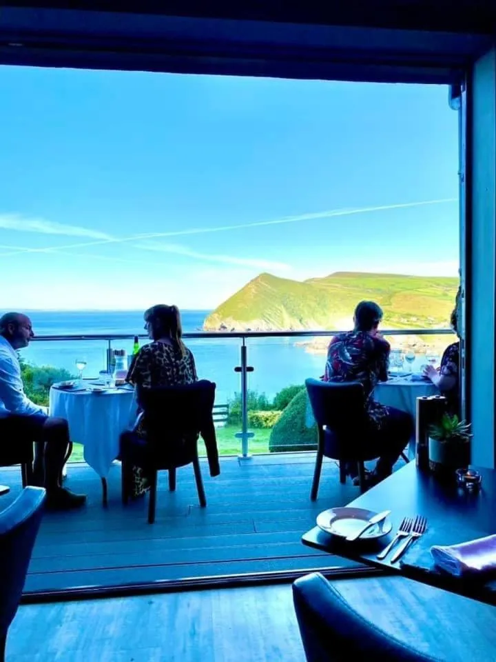 Restaurant/places to eat in Sandy Cove Hotel