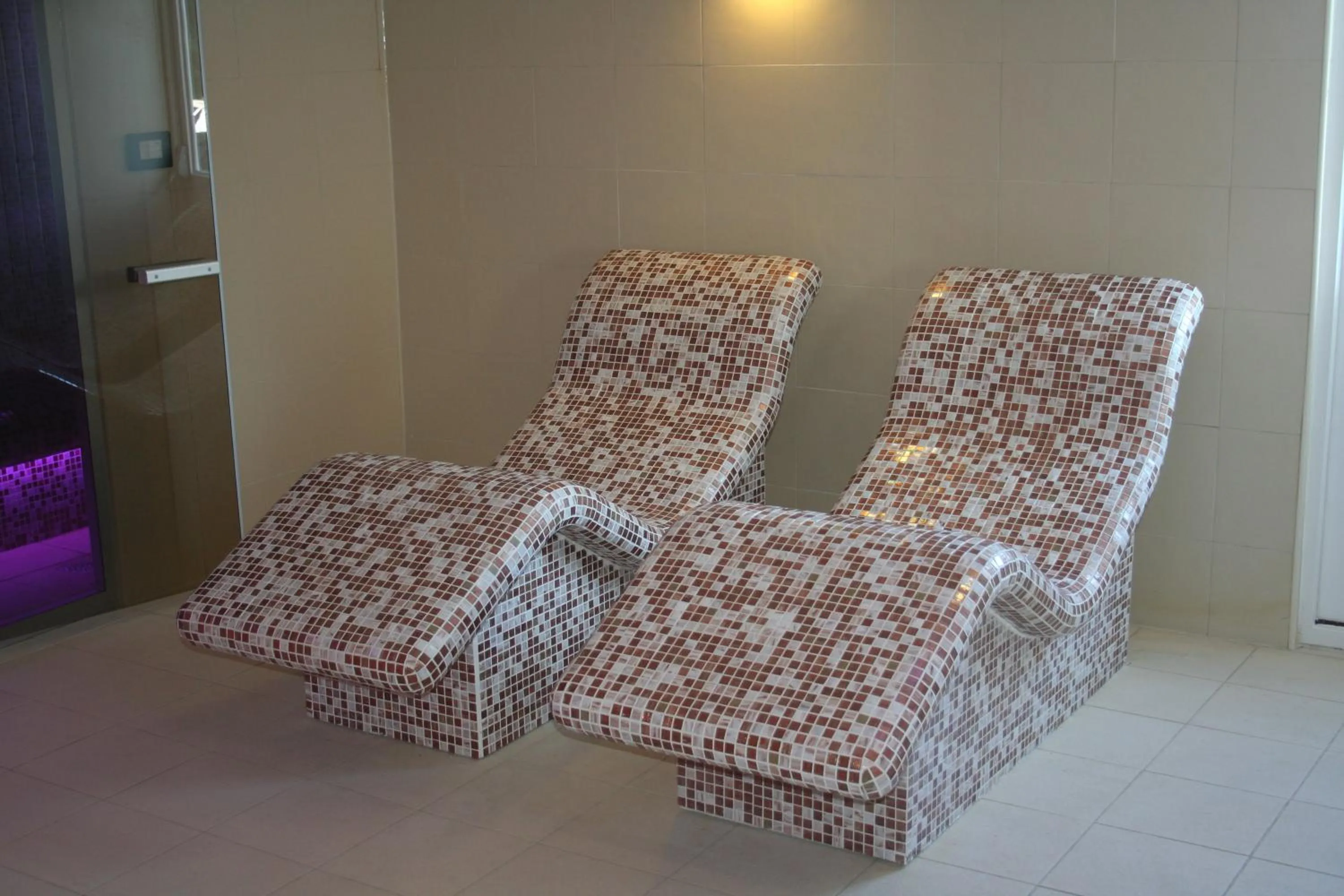 Spa and wellness centre/facilities in Sandy Cove Hotel