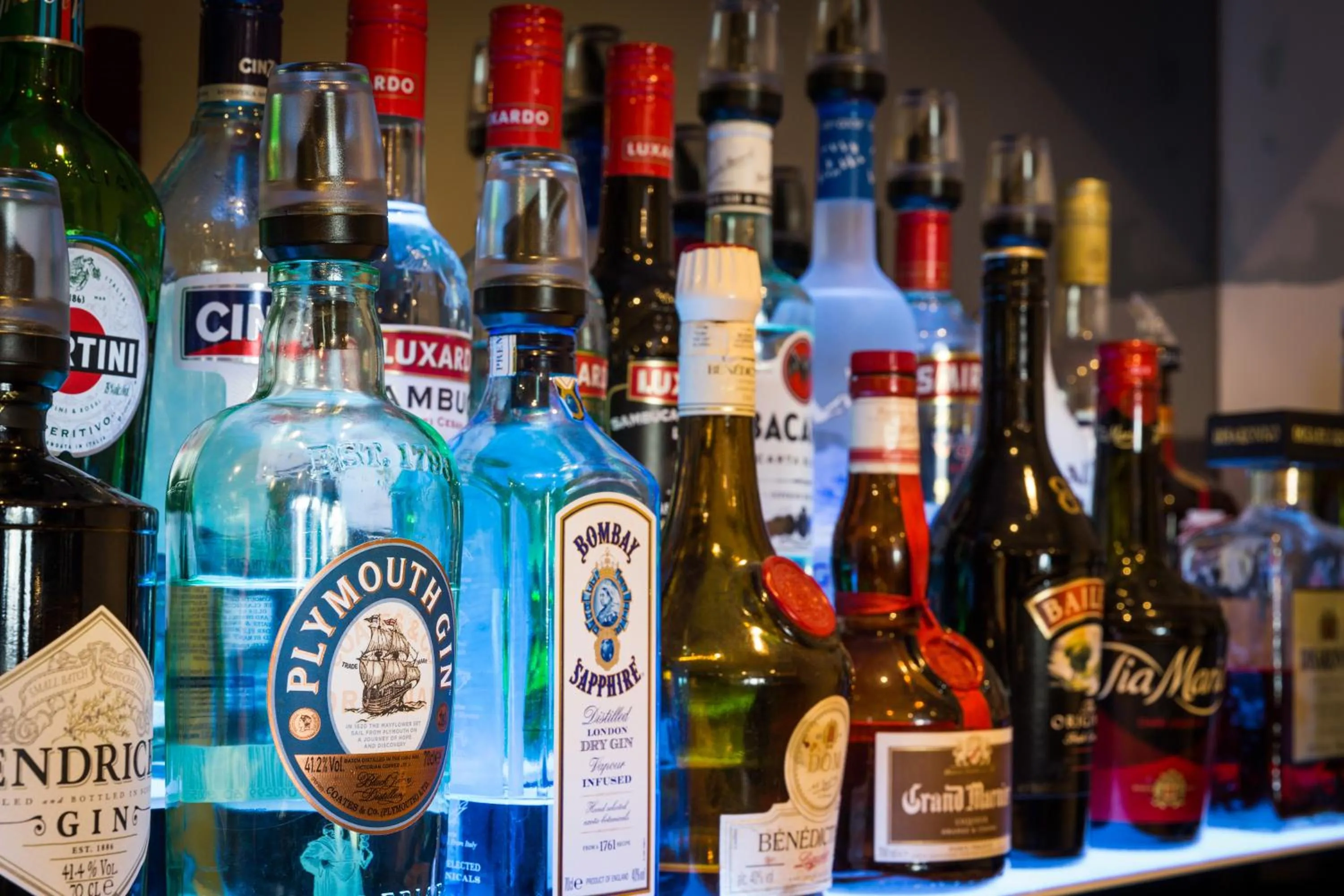 Alcoholic drinks in Sandy Cove Hotel