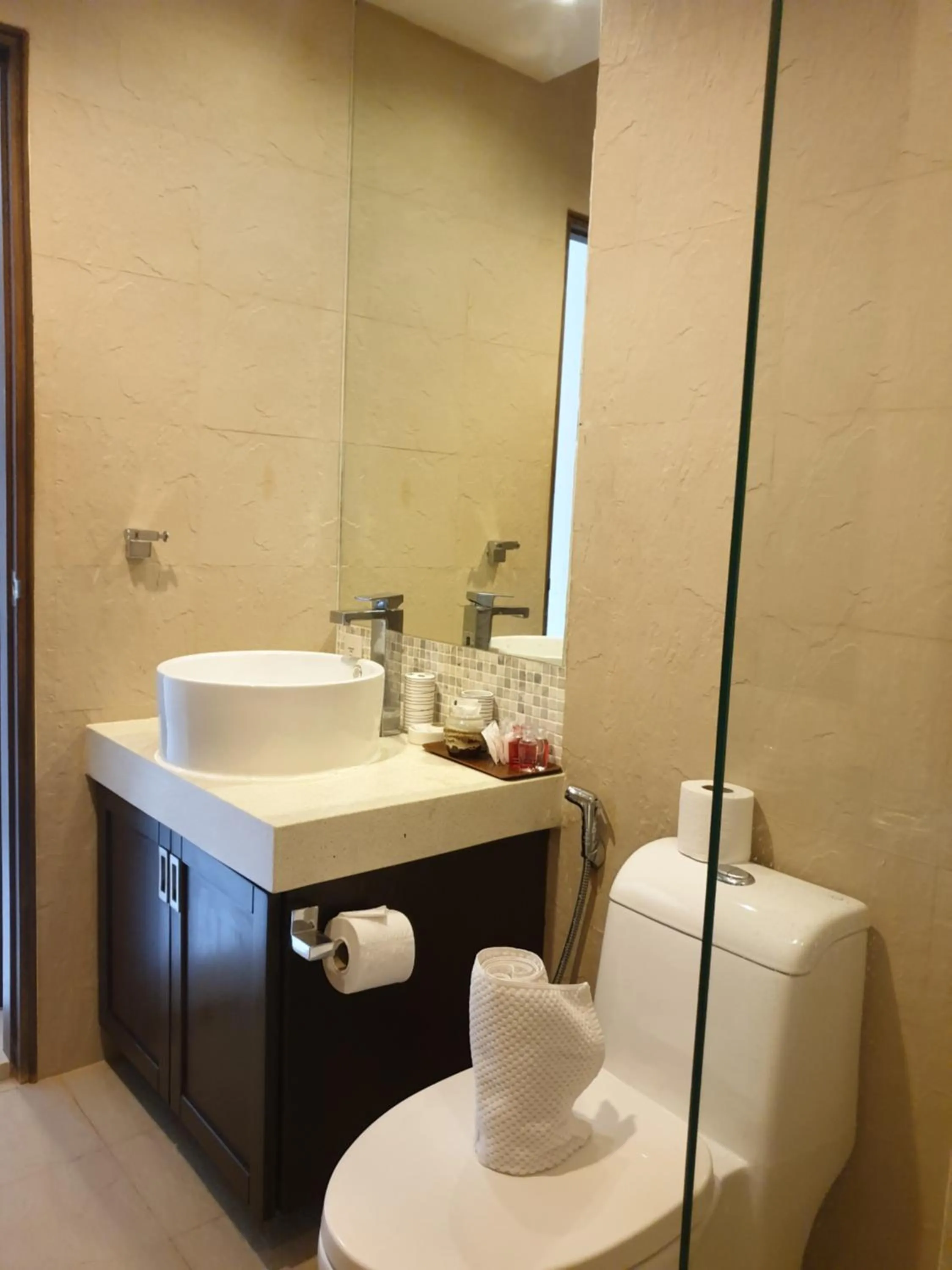 TSE Residence [by Samui Emerald]