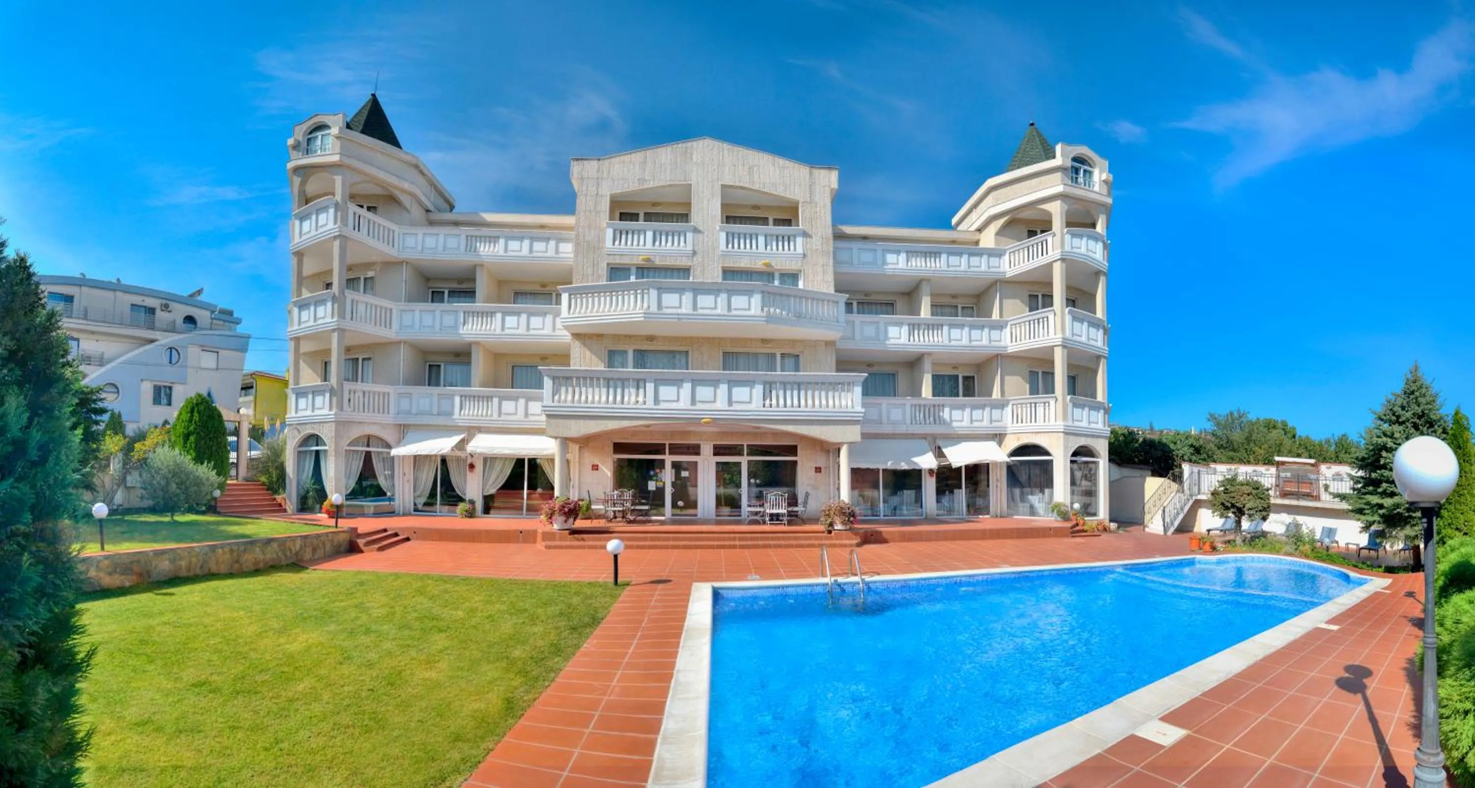 Alekta Hotel - Free Parking