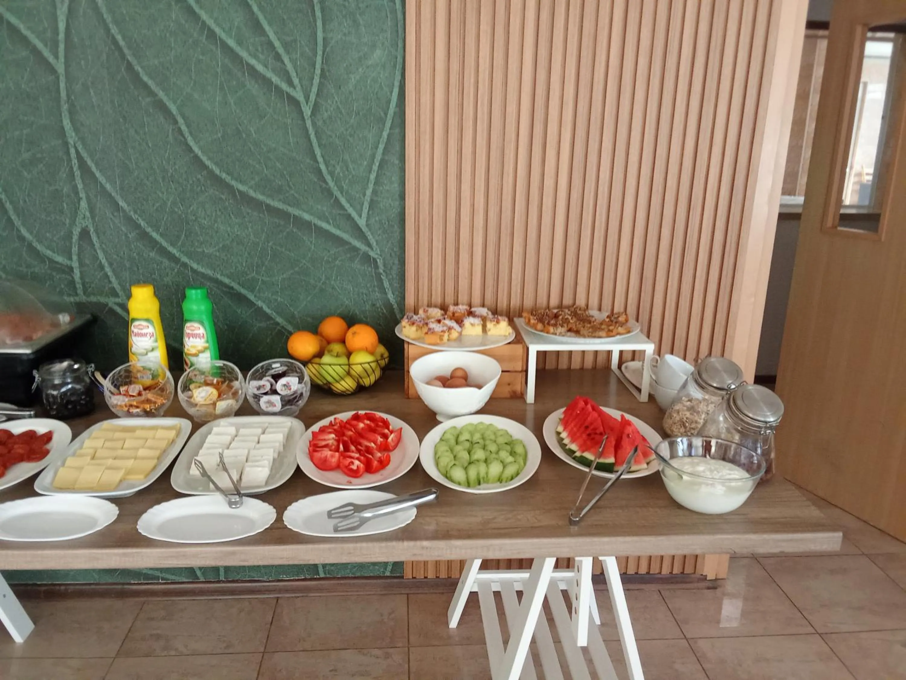 Buffet breakfast in Alekta Hotel - Free Parking