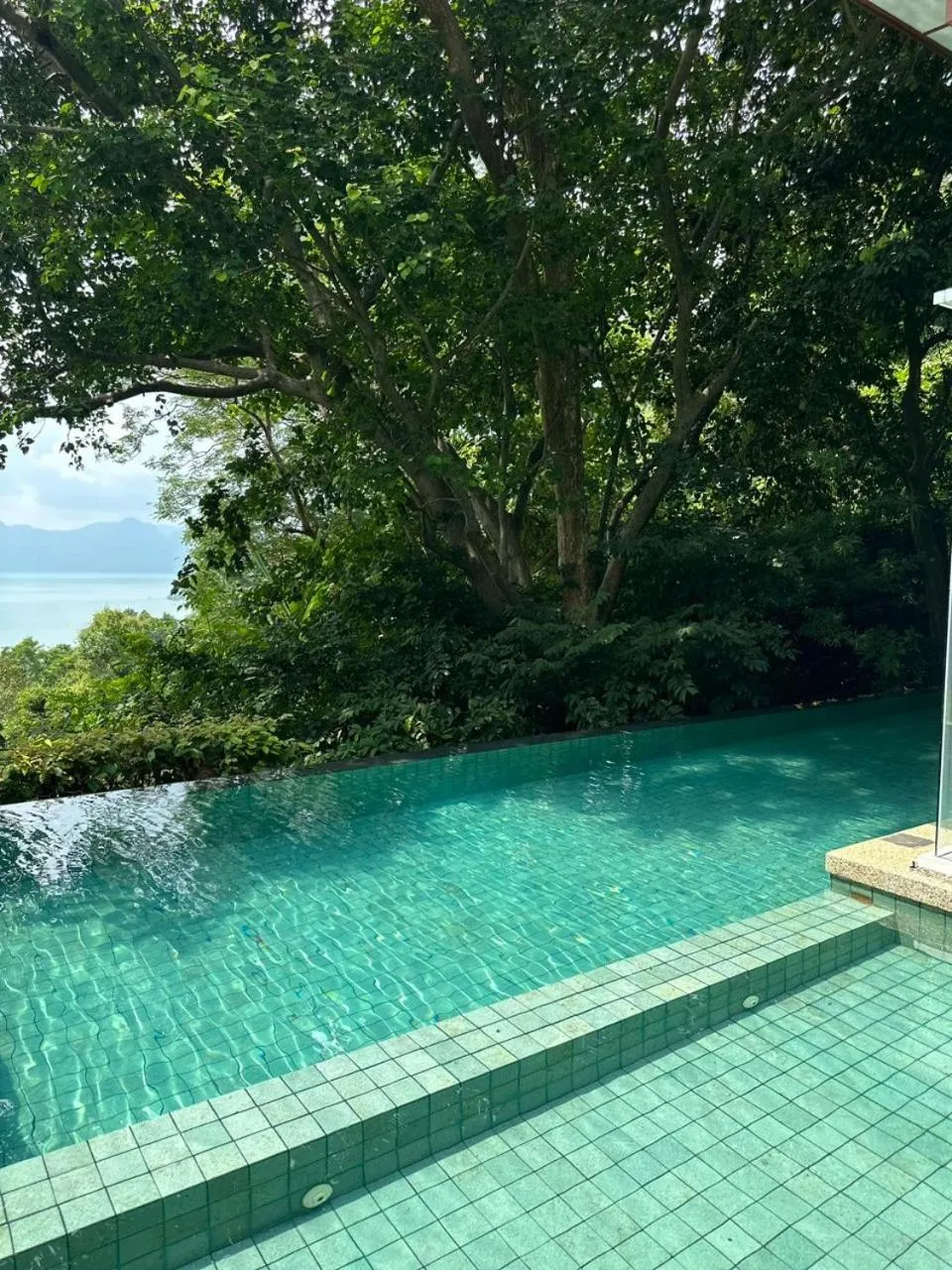 Swimming pool in Ambong Pool Villas - Private Pool