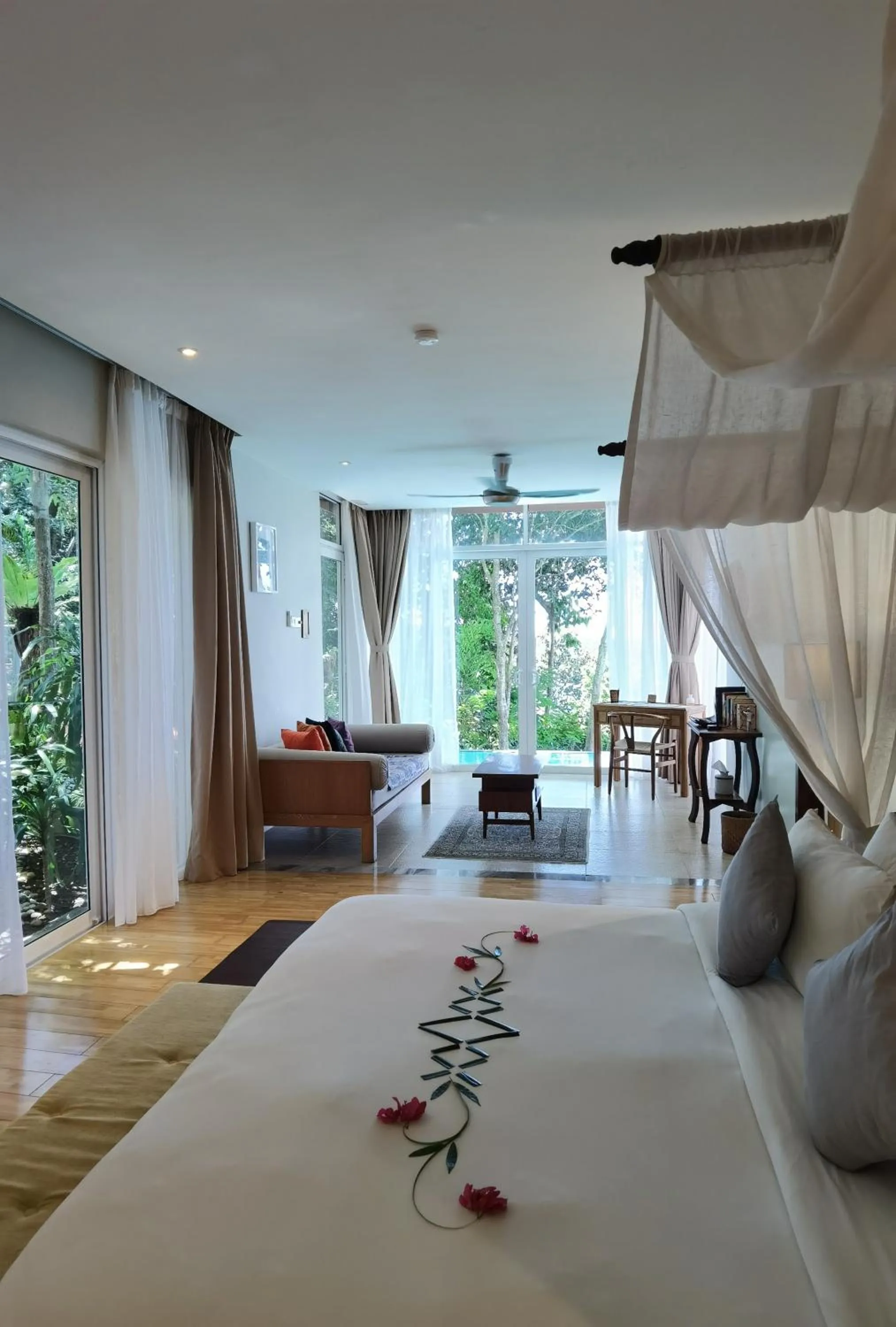 Bedroom, Bed in Ambong Pool Villas - Private Pool