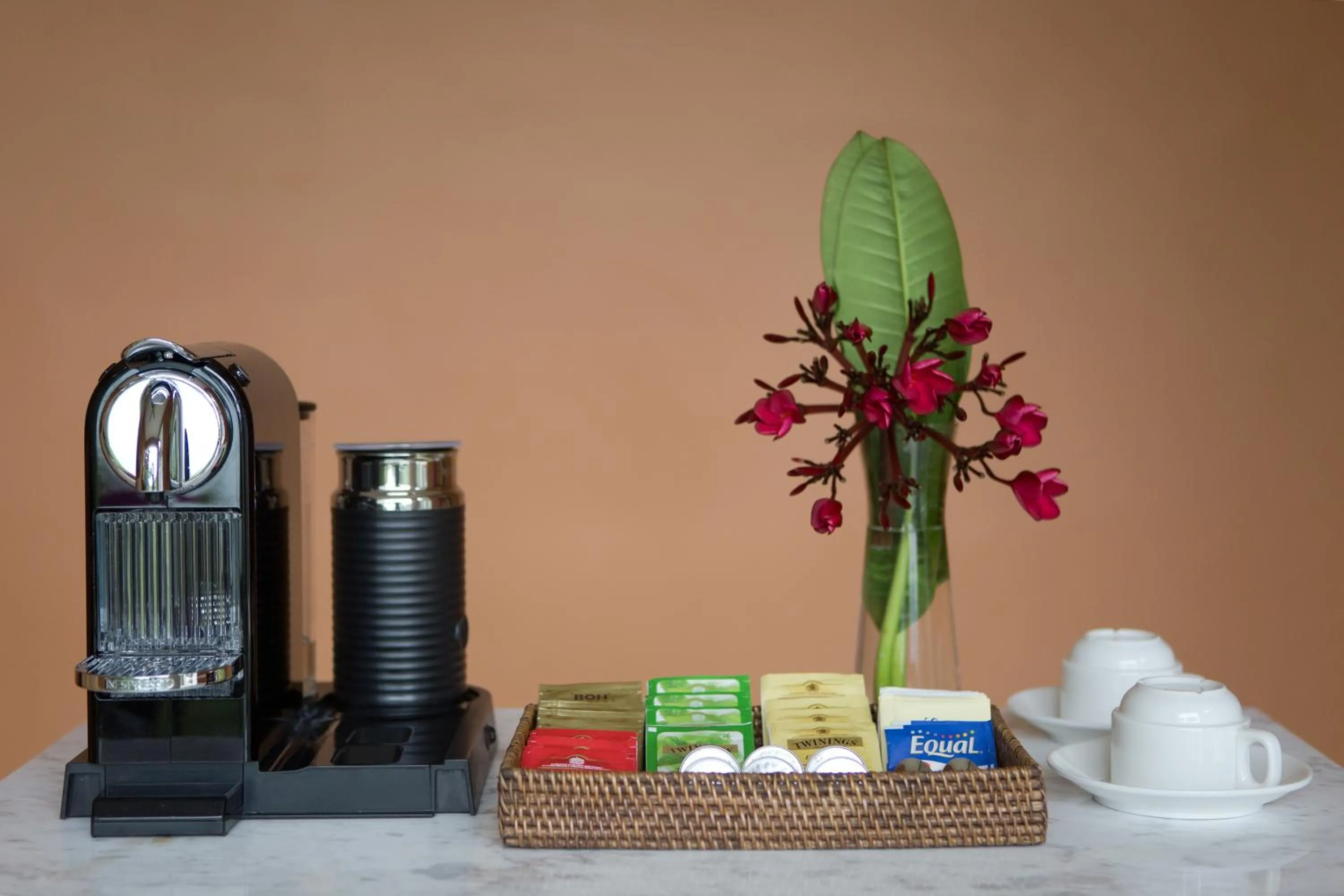 Food and drinks in Ambong Pool Villas - Private Pool