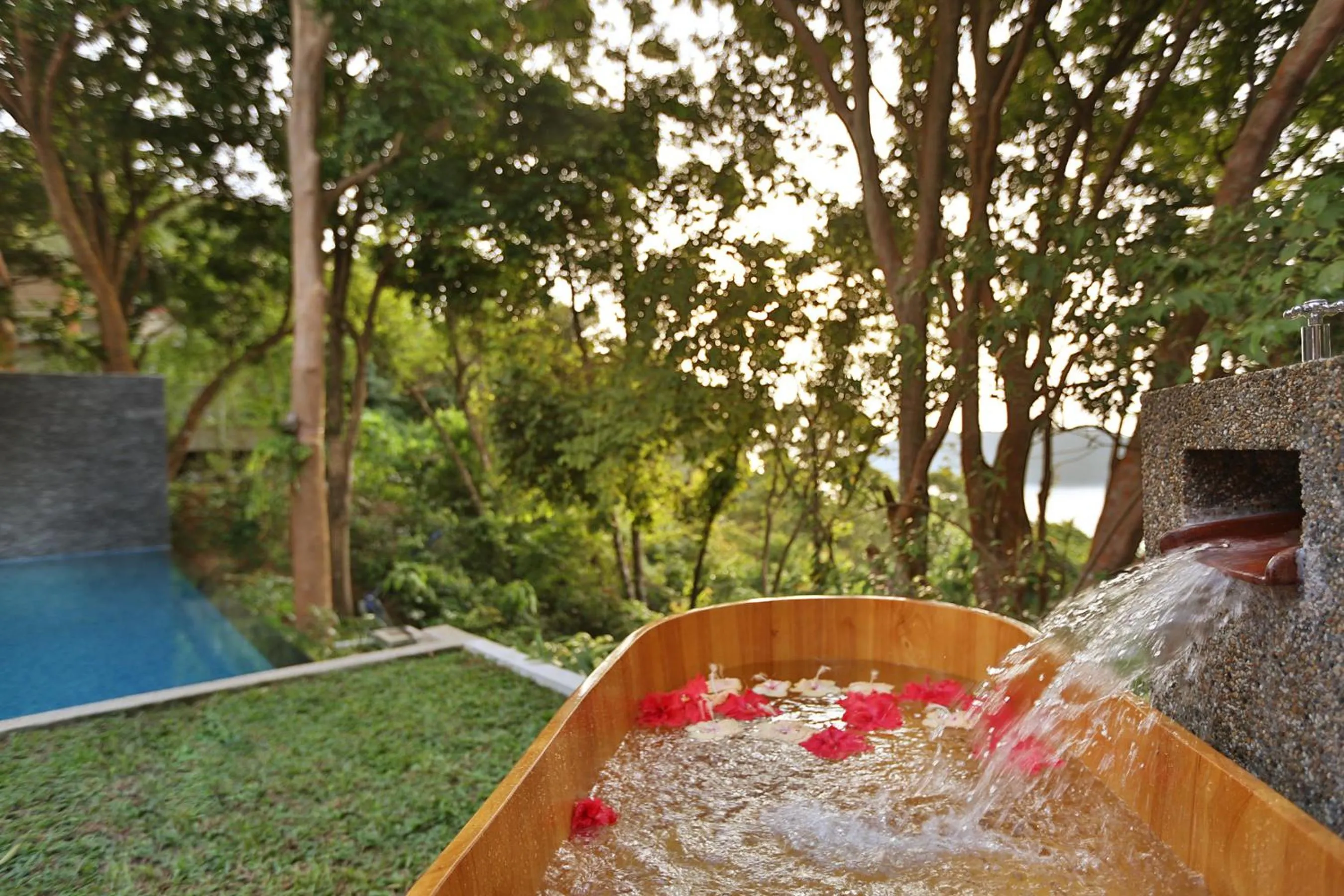 Sea view in Ambong Pool Villas - Private Pool