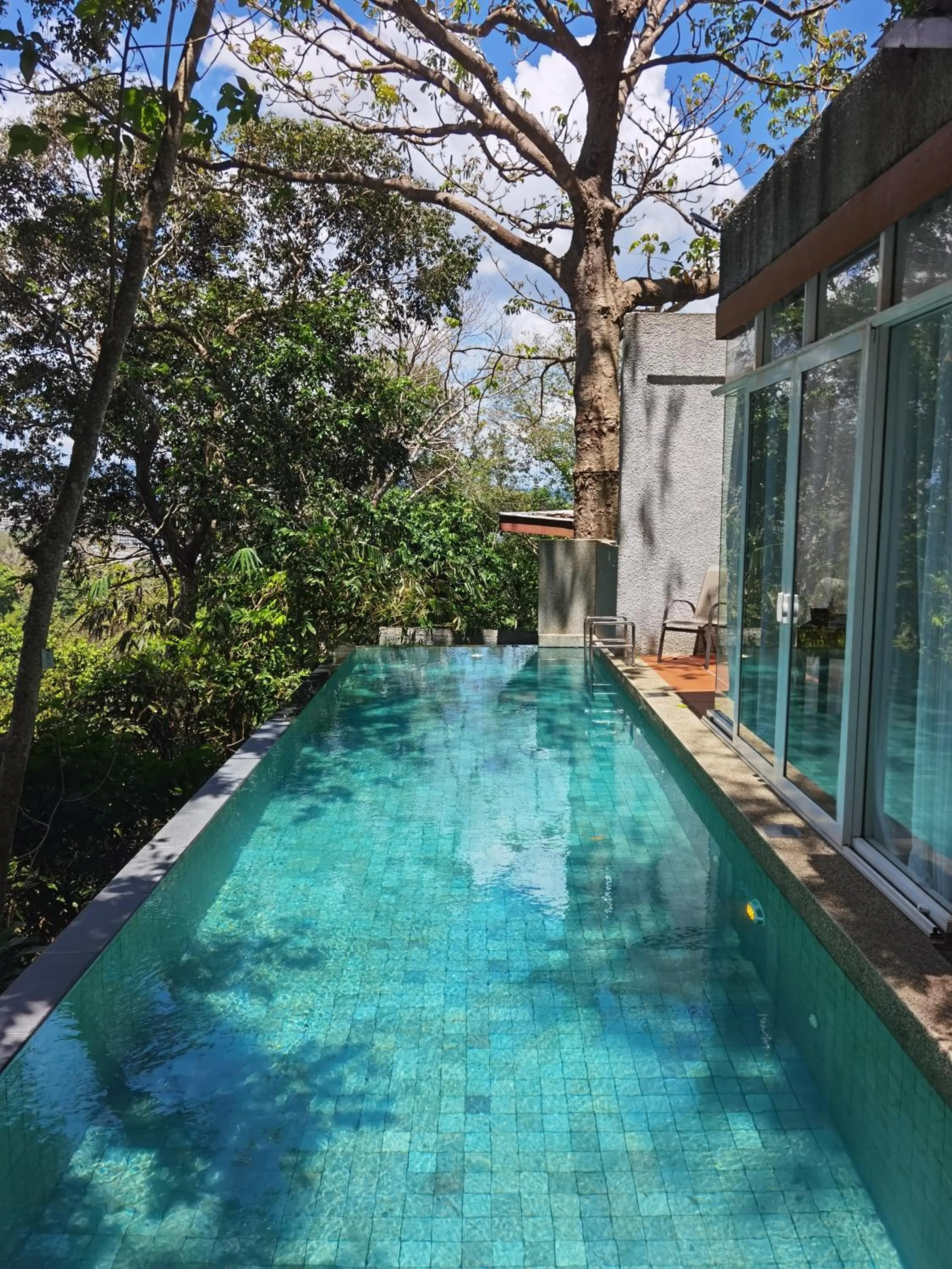 Swimming pool in Ambong Pool Villas - Private Pool
