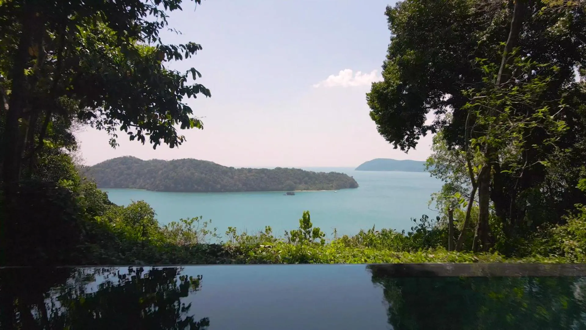 Sea view in Ambong Pool Villas - Private Pool