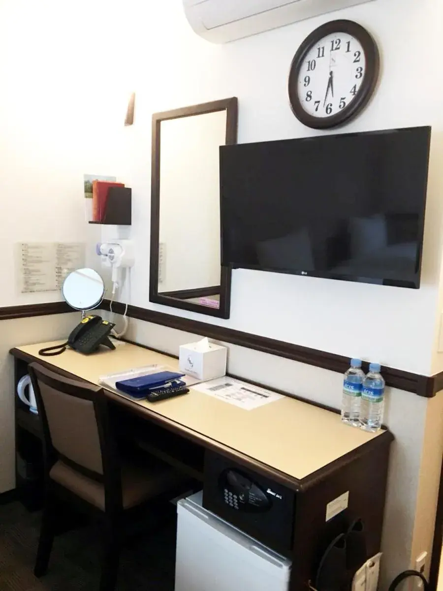 Double Room - Non-Smoking in Toyoko Inn Incheon Bupyeong Double Room - Non-Smoking in Toyoko Inn Incheon Bupyeong