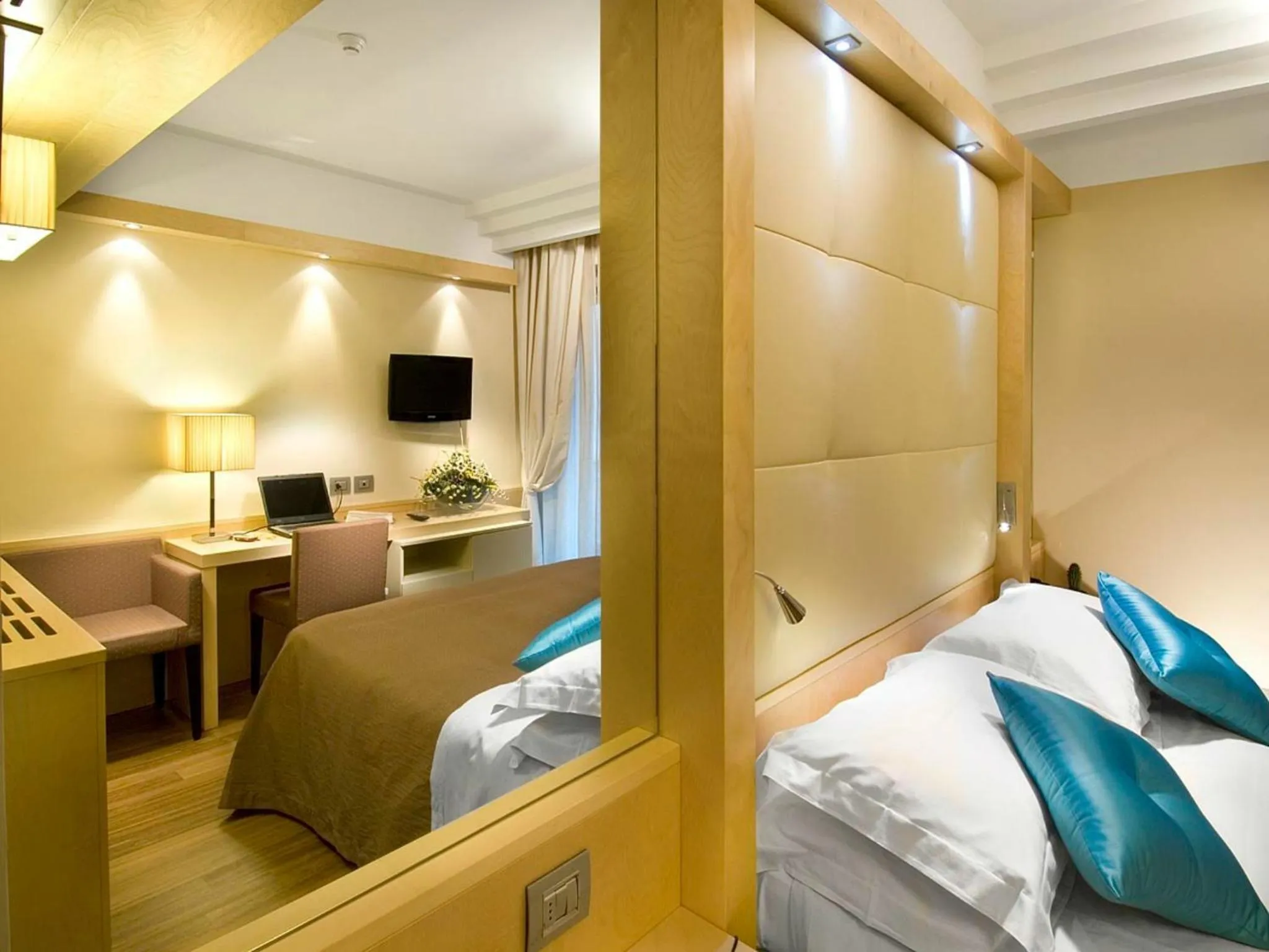 Photo of the whole room in Hotel Sarti