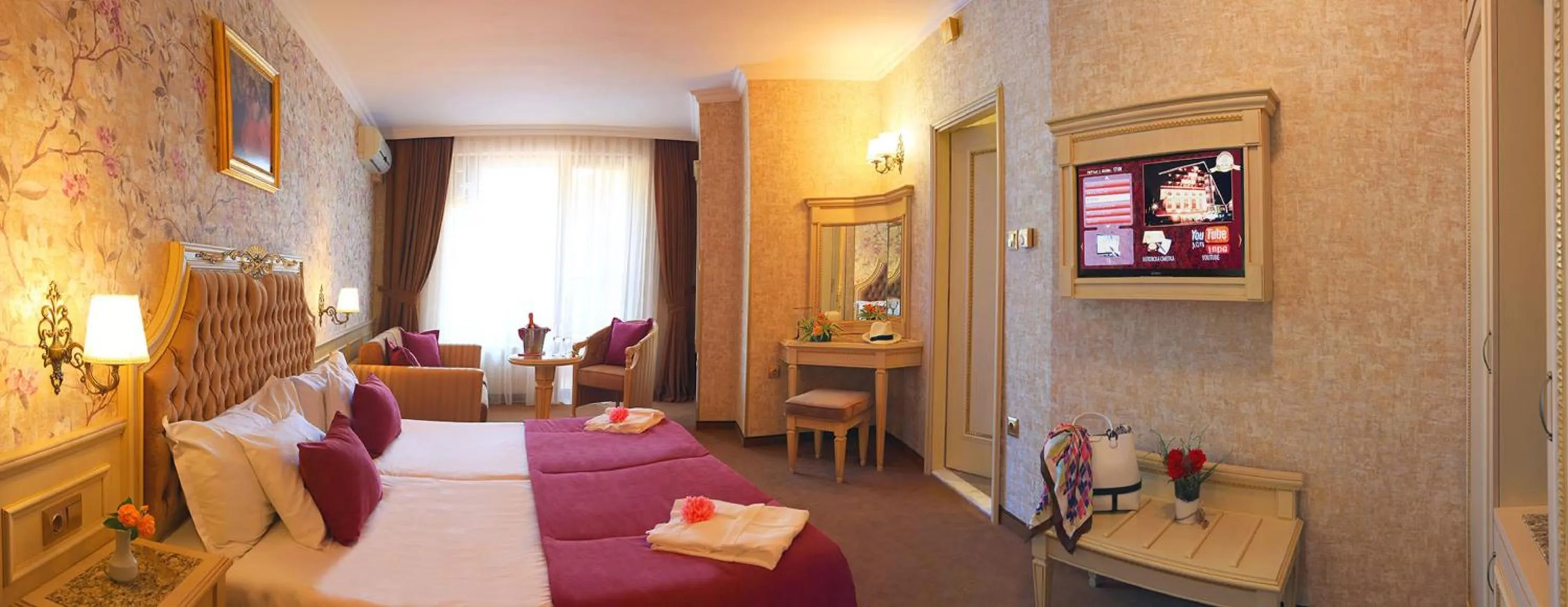 Bed in Spa Hotel Rich