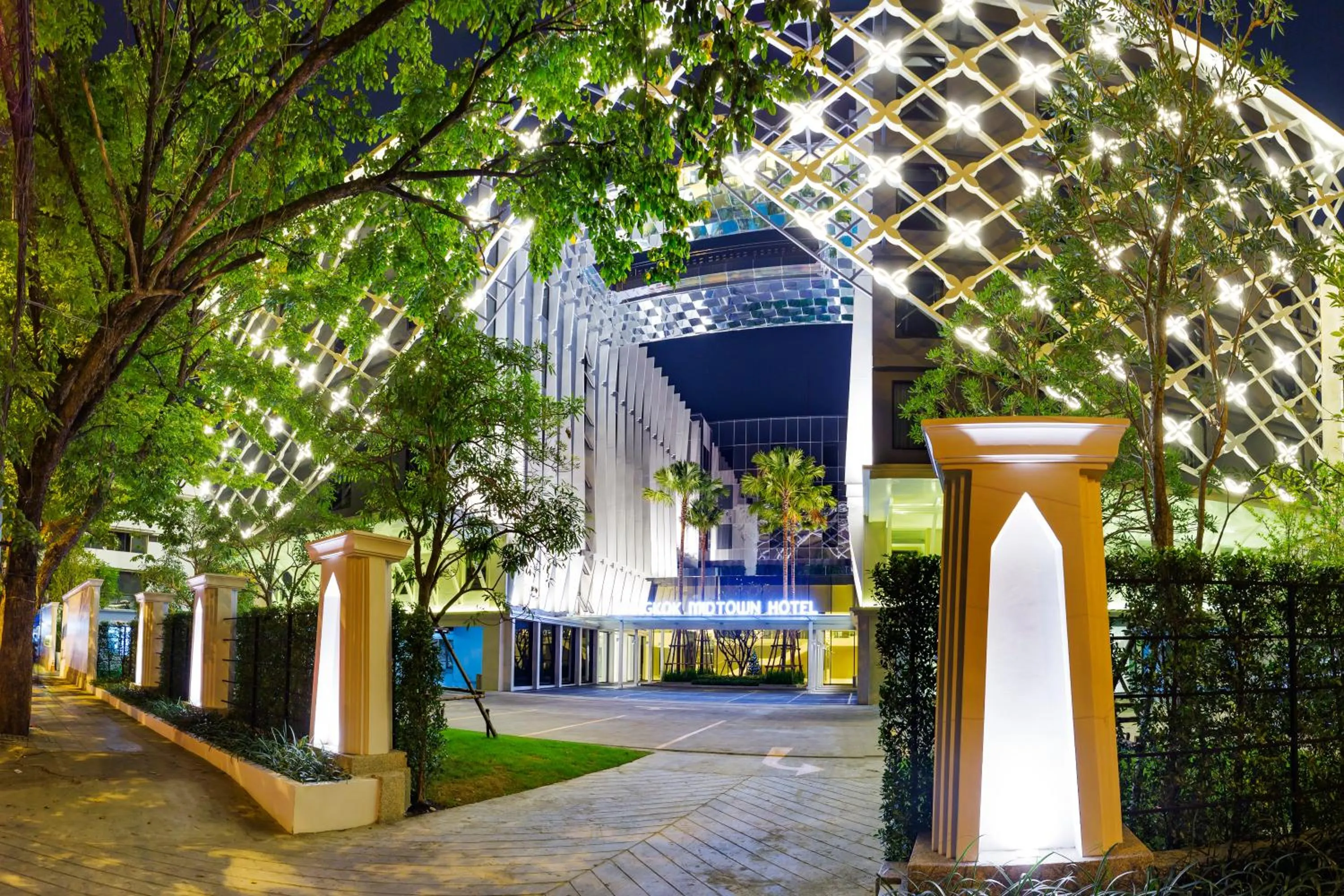 Facade/entrance in Bangkok Midtown Hotel
