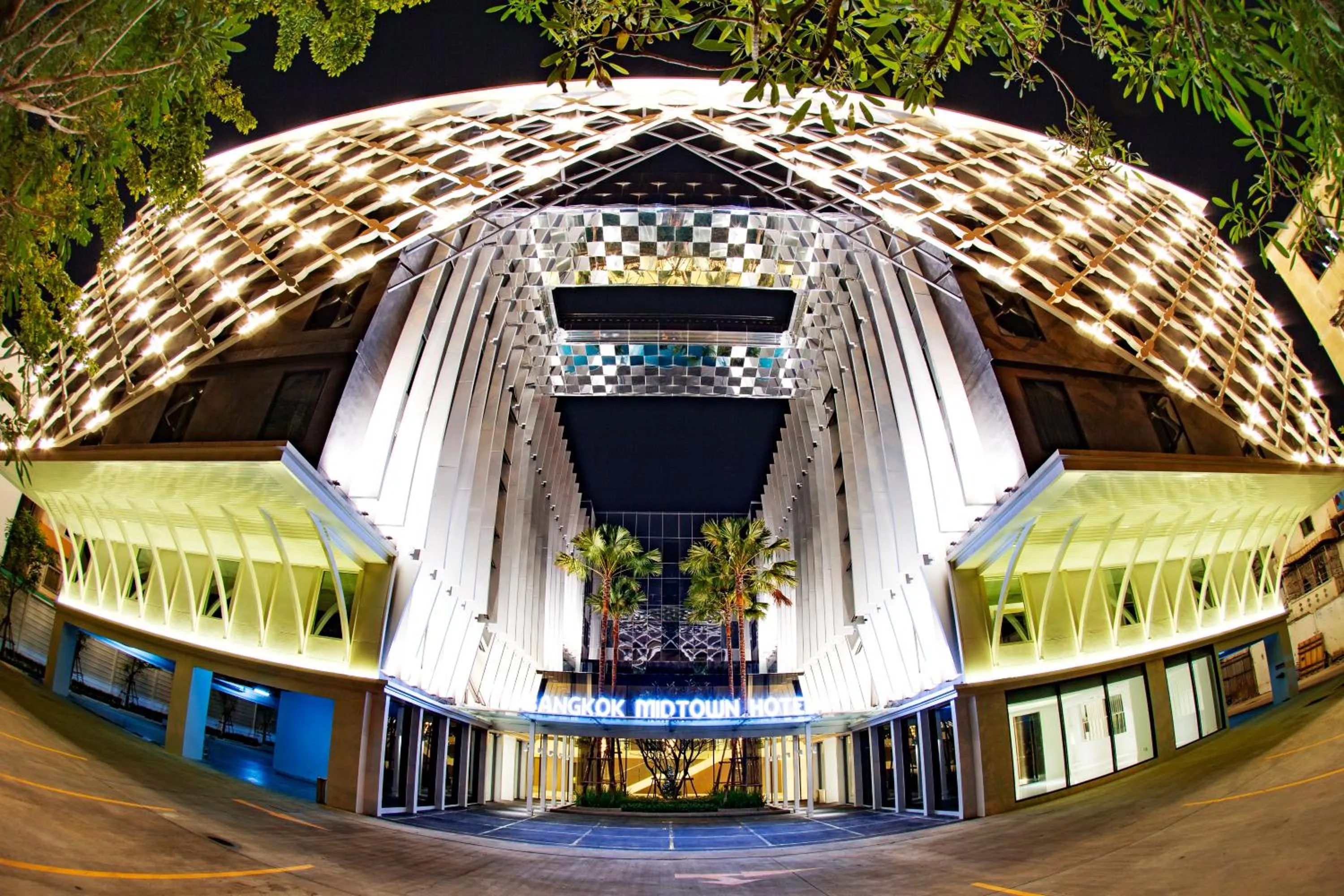 Facade/entrance in Bangkok Midtown Hotel
