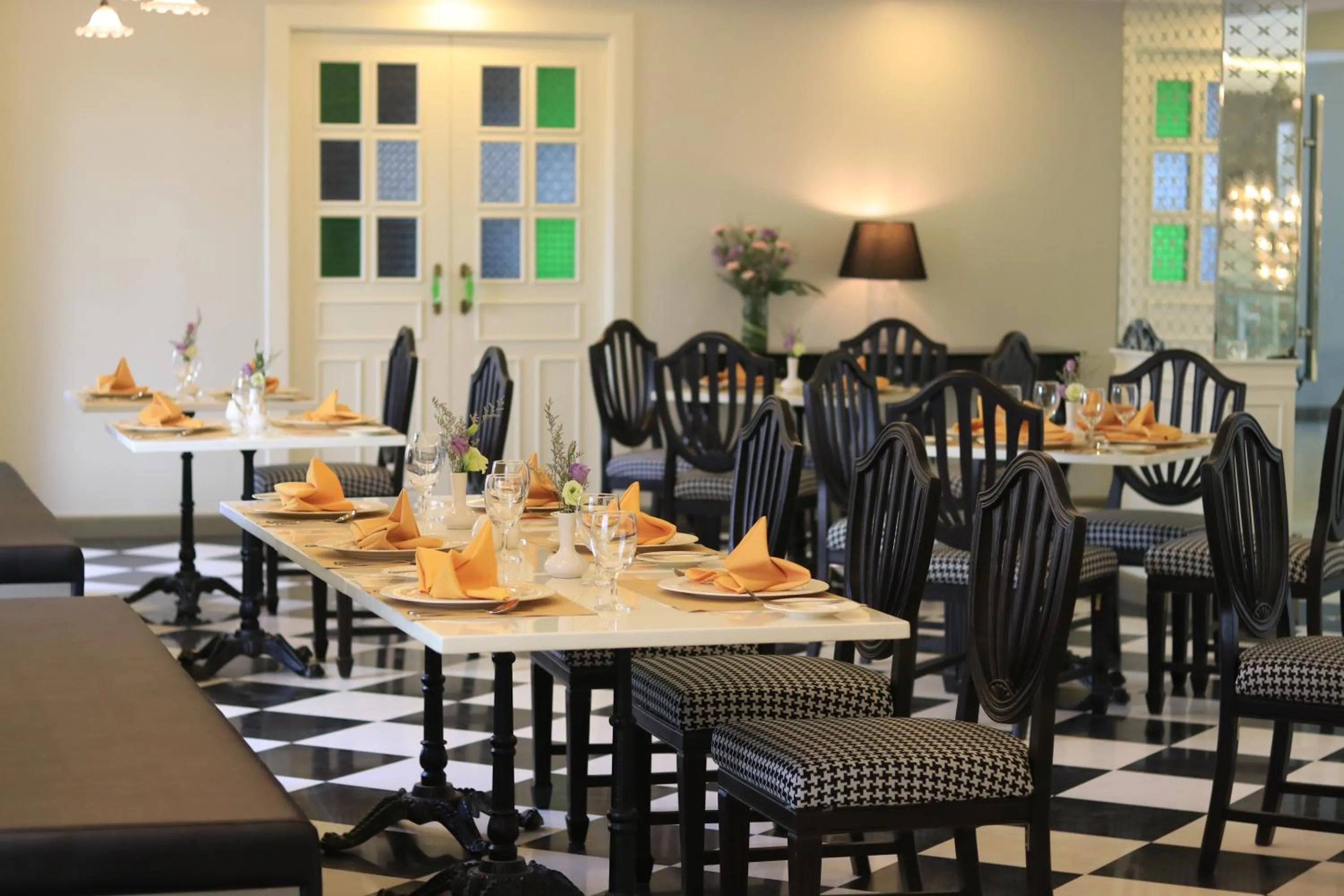 Restaurant/places to eat in Bangkok Midtown Hotel