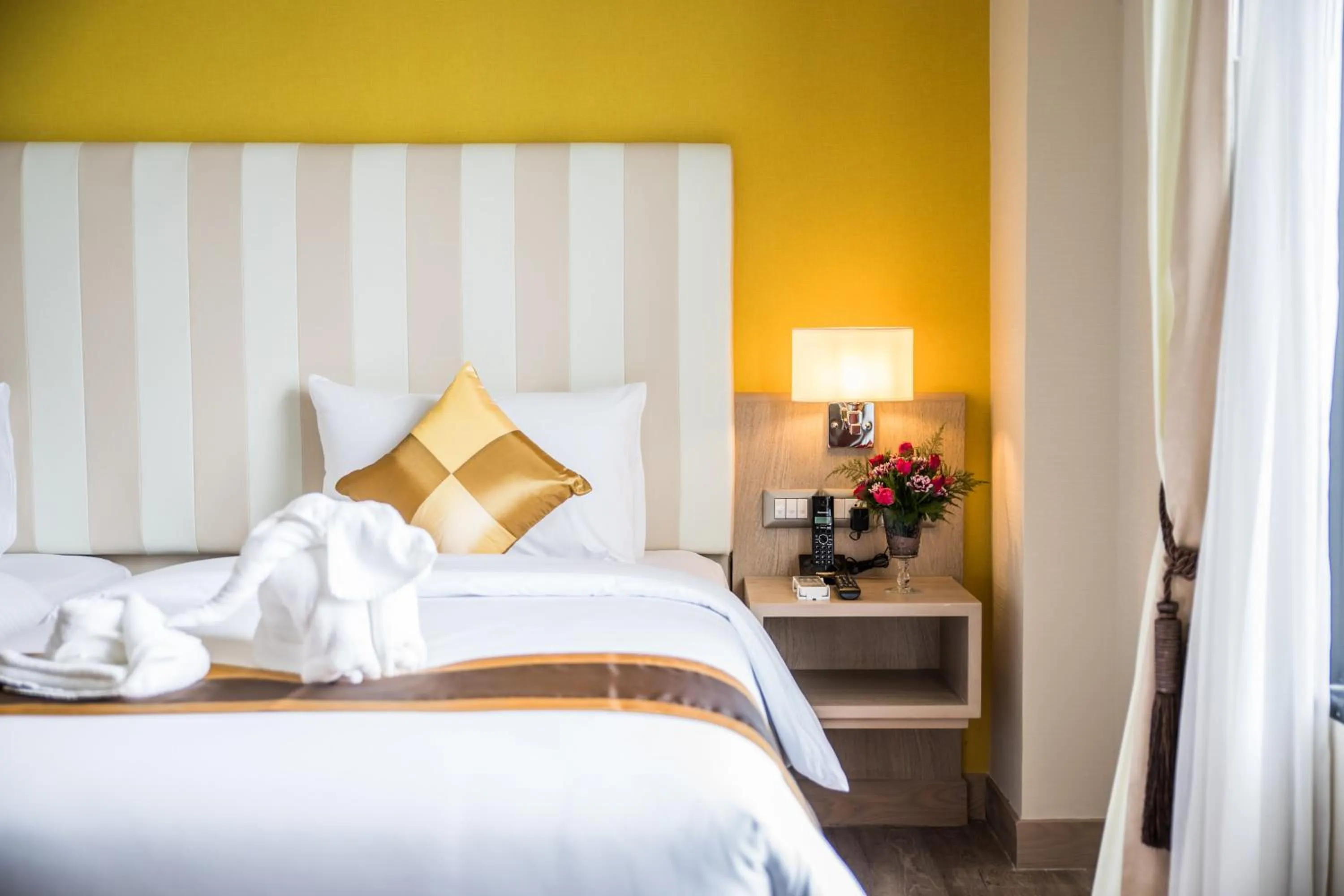 Bed in Bangkok Midtown Hotel