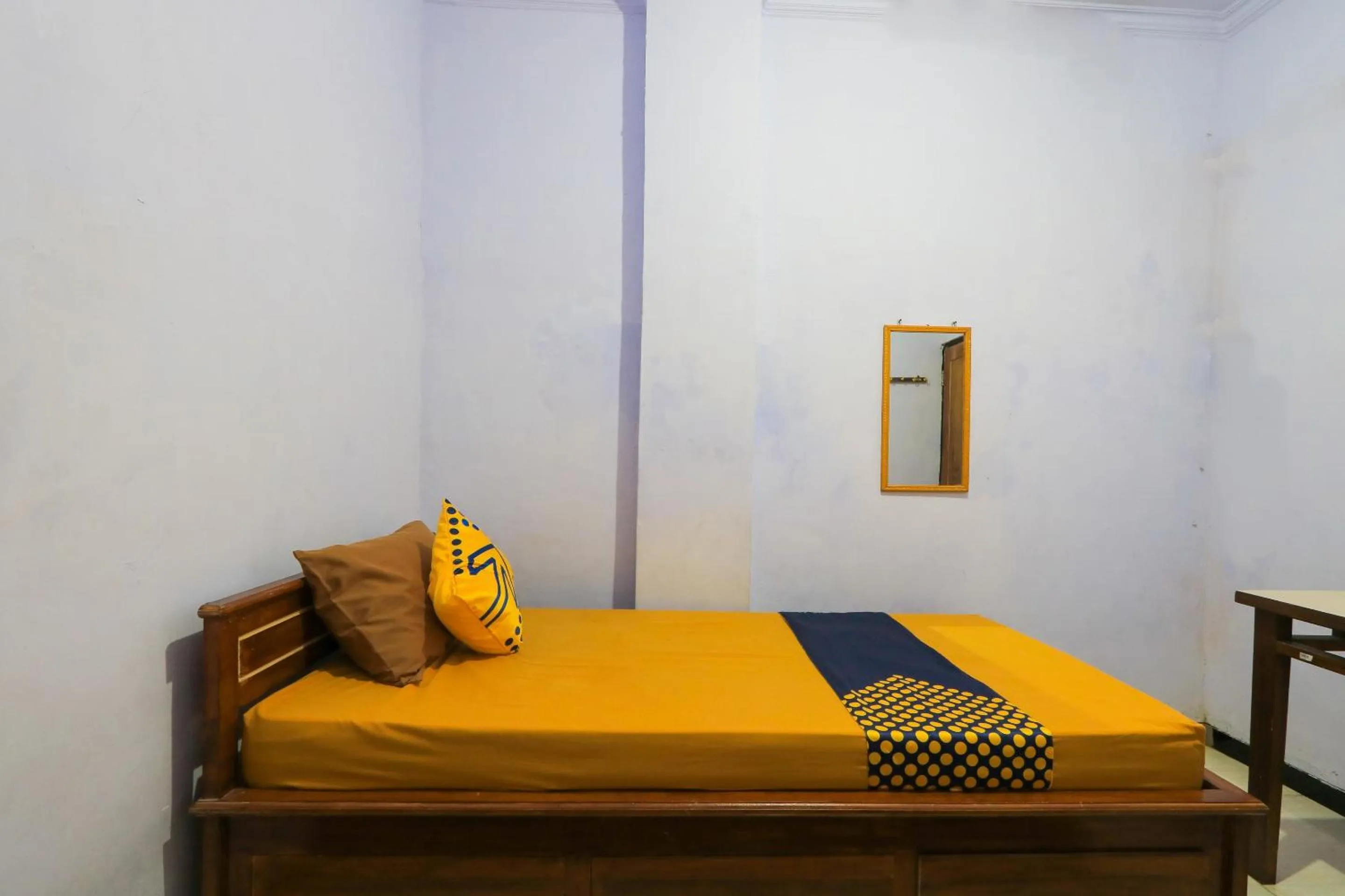 Bedroom in OYO 2497 Pesona Guest House