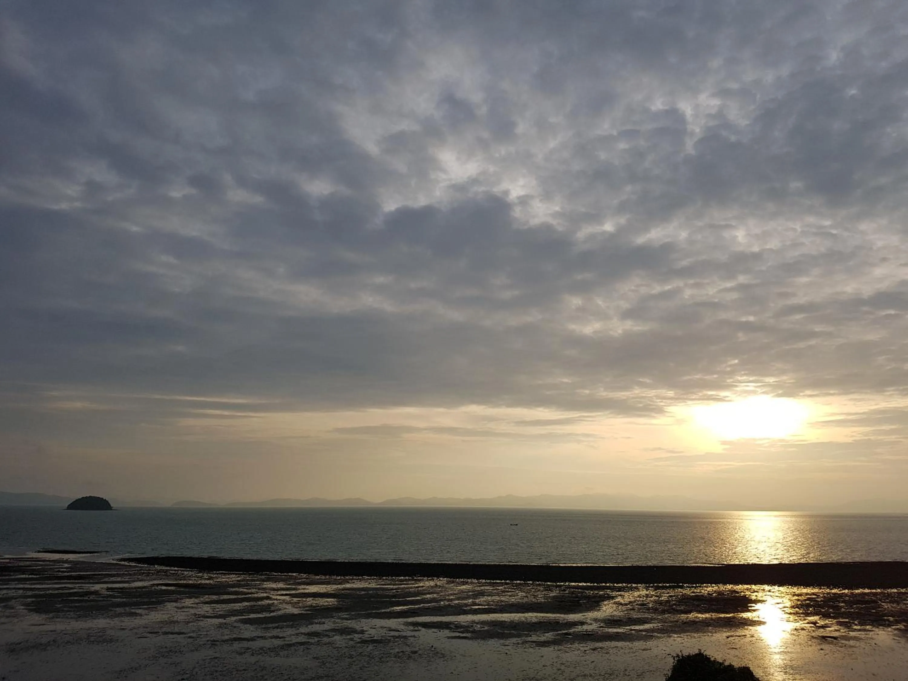 Sunrise in 8IK88 Resort, Phuket - SHA Extra Plus