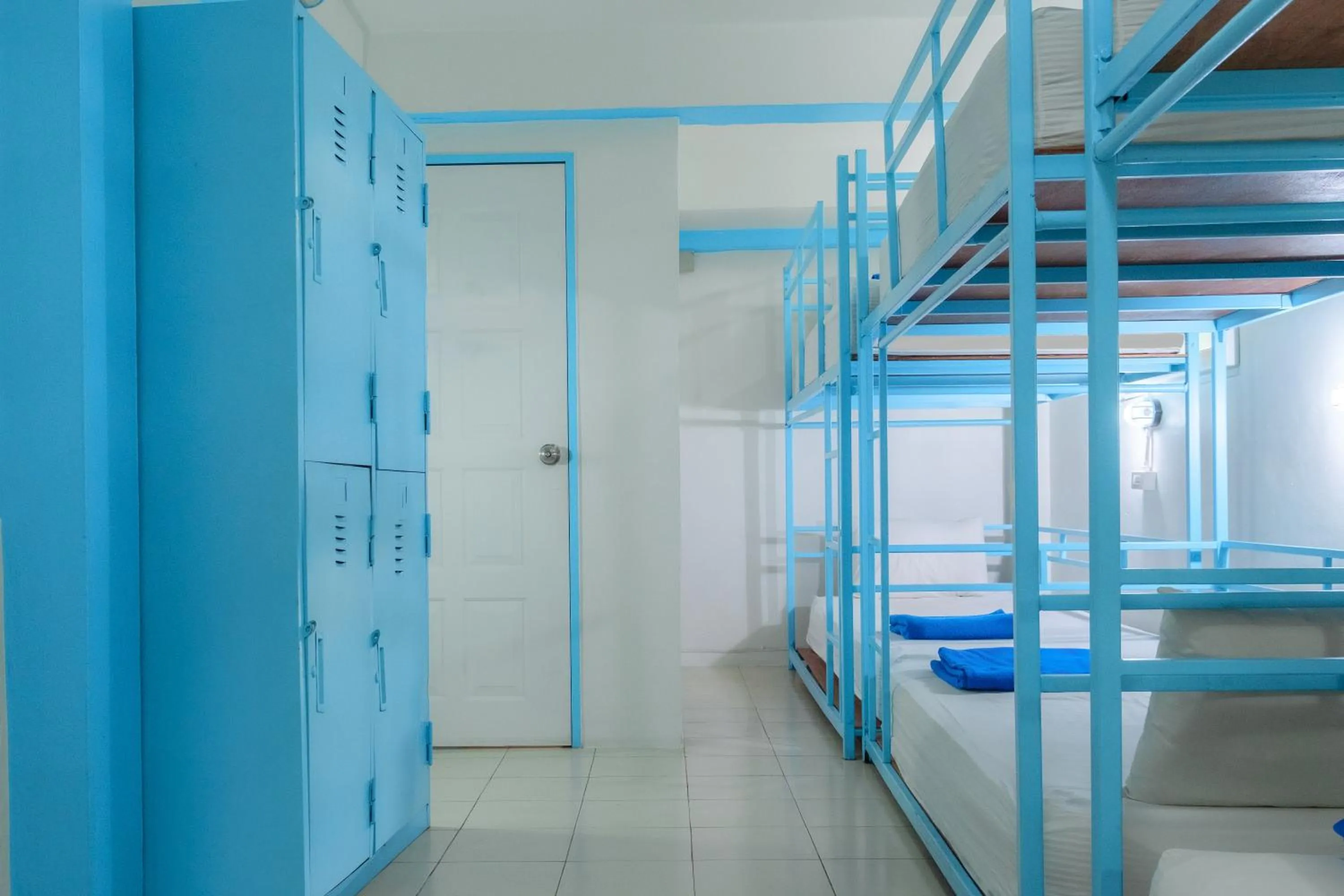 Bed in Bodega Bangkok Soi 23