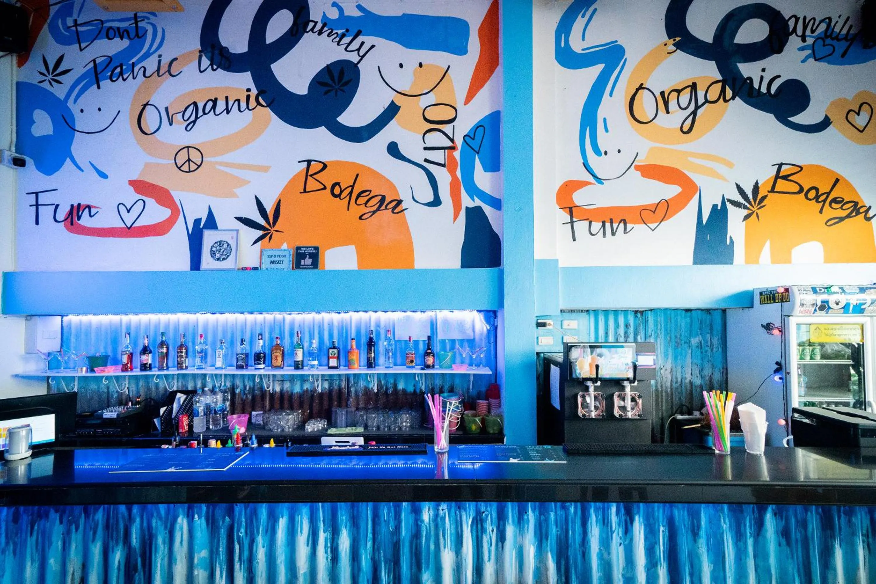 Lounge or bar in Bodega Bangkok Soi 23