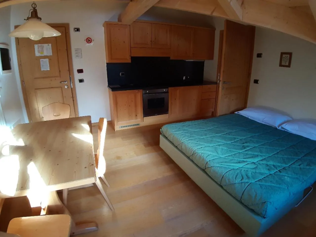 Kitchen or kitchenette, Bed in Residence Panorama