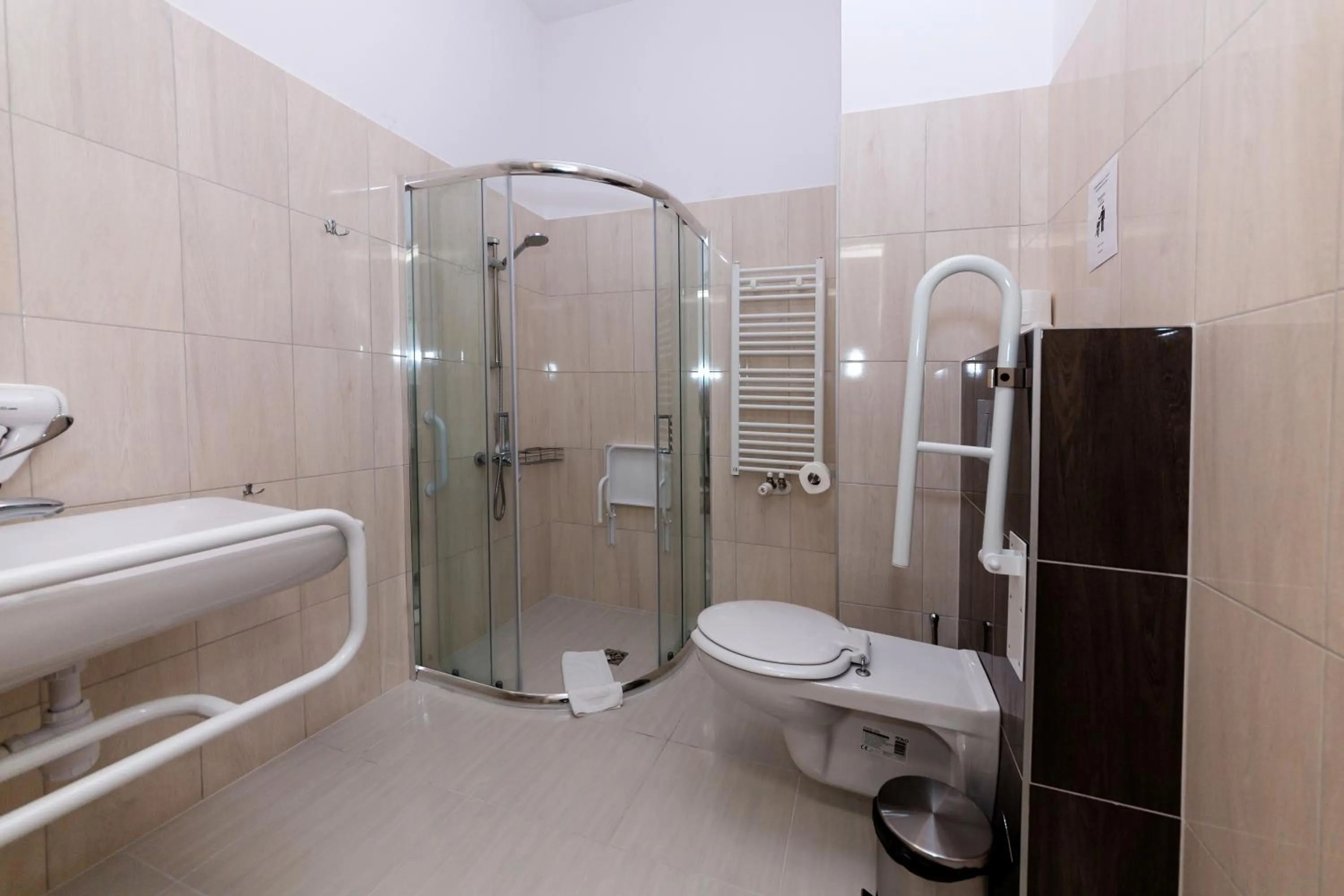 Facility for disabled guests in Villa Obis