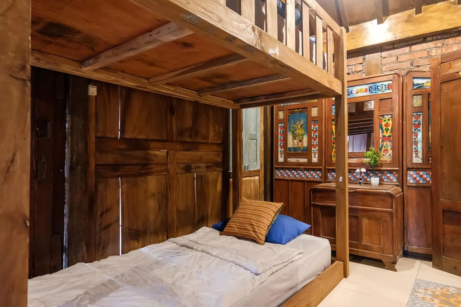 Bed in TwoSpaces Living at Bunga Desa, Jimbaran