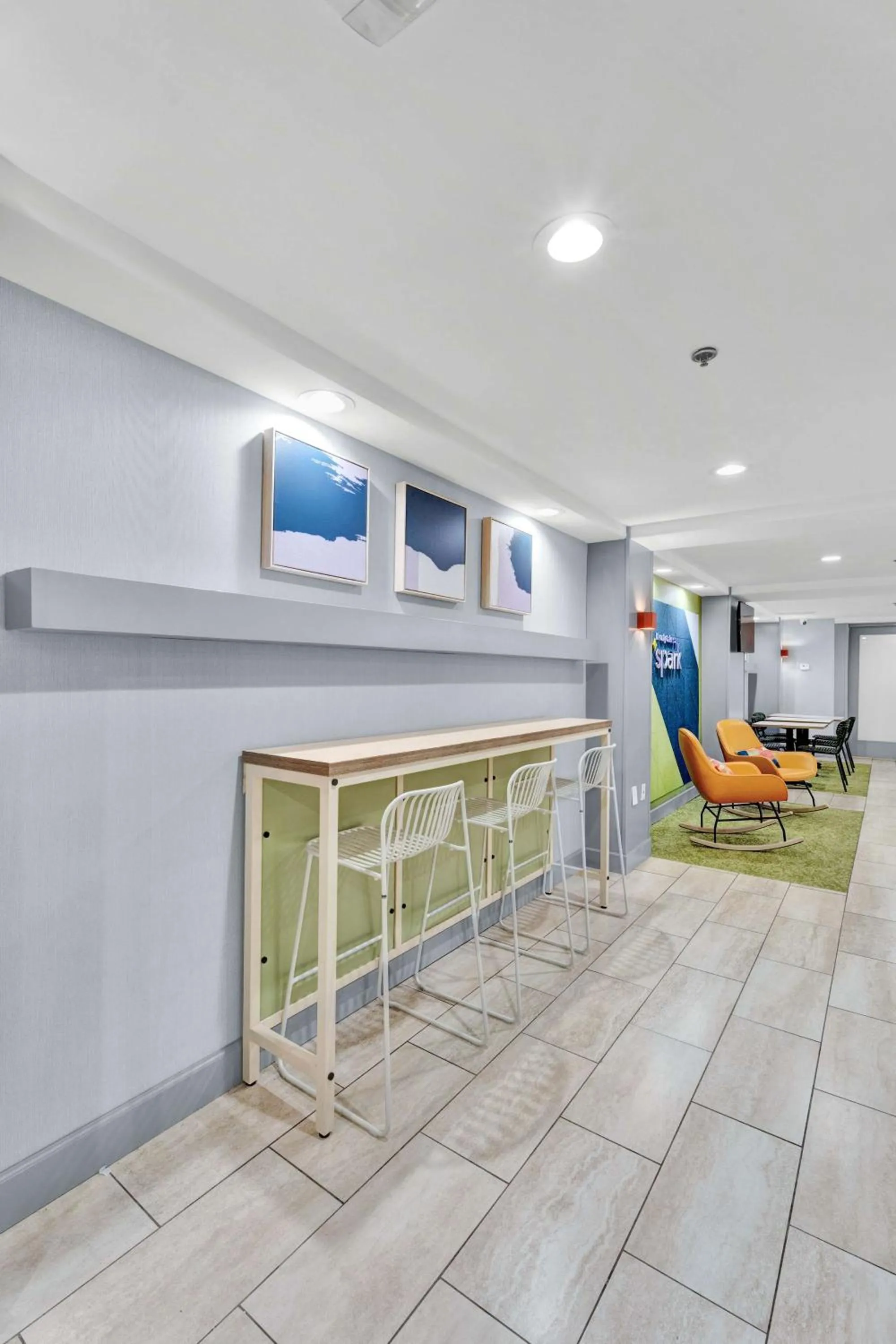 Lobby or reception in Comfort Inn Plymouth