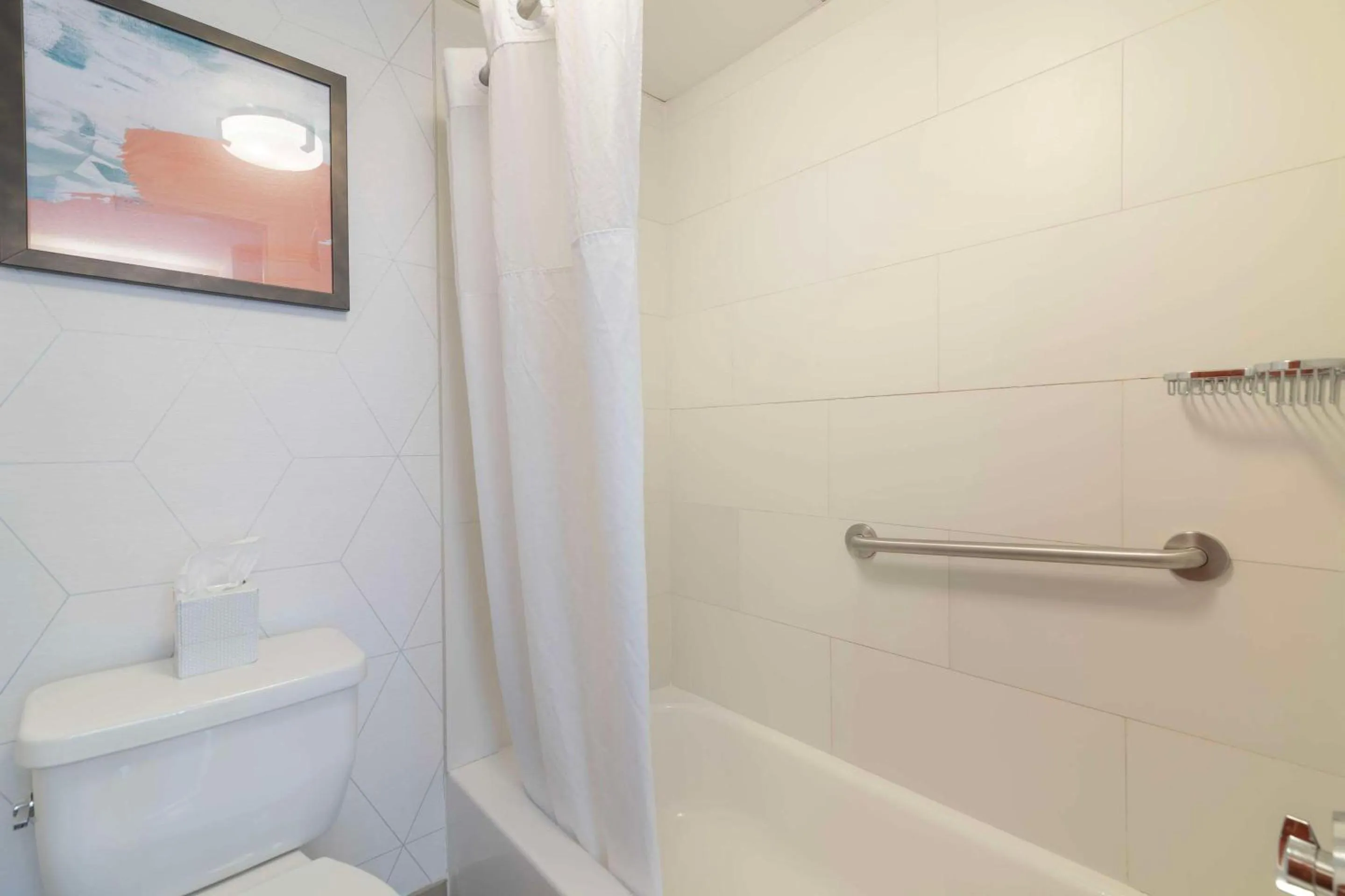 Bedroom in Comfort Inn South Portland Airport