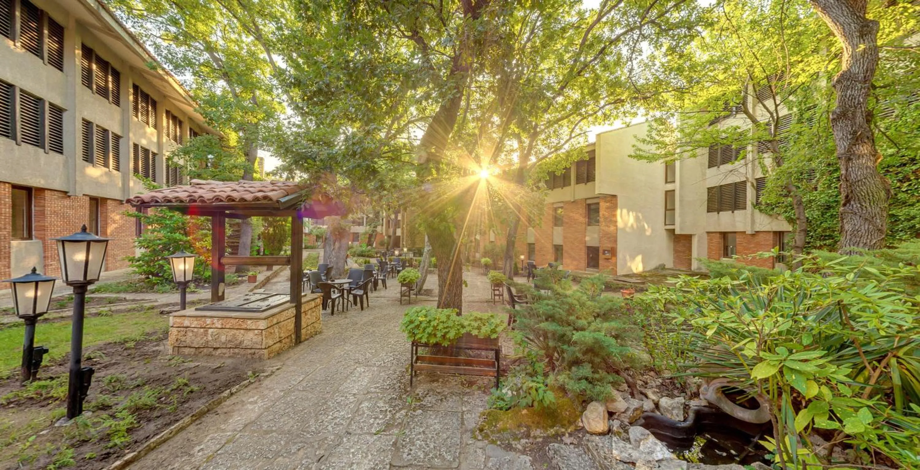 Garden in Hotel PRESLAV