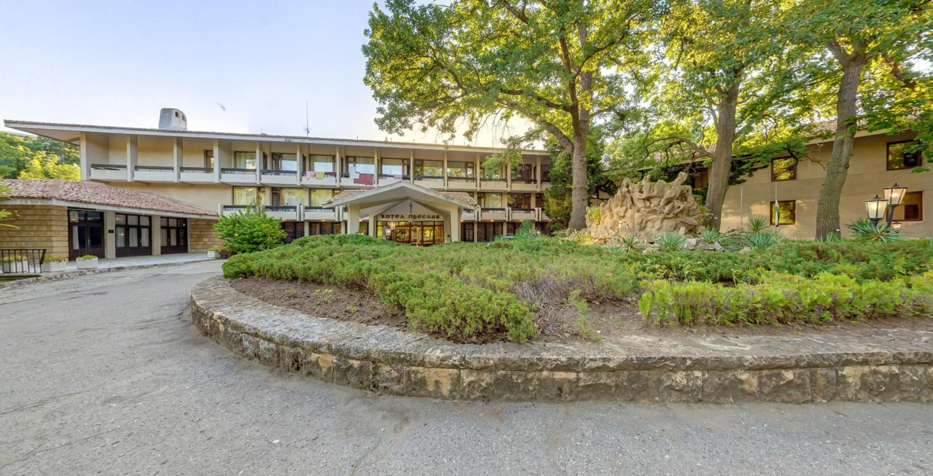 Garden in Hotel PRESLAV