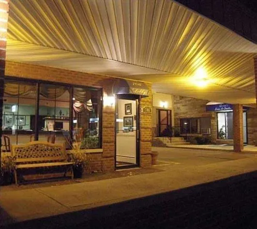 Facade/entrance in Colonie Inn and Suites