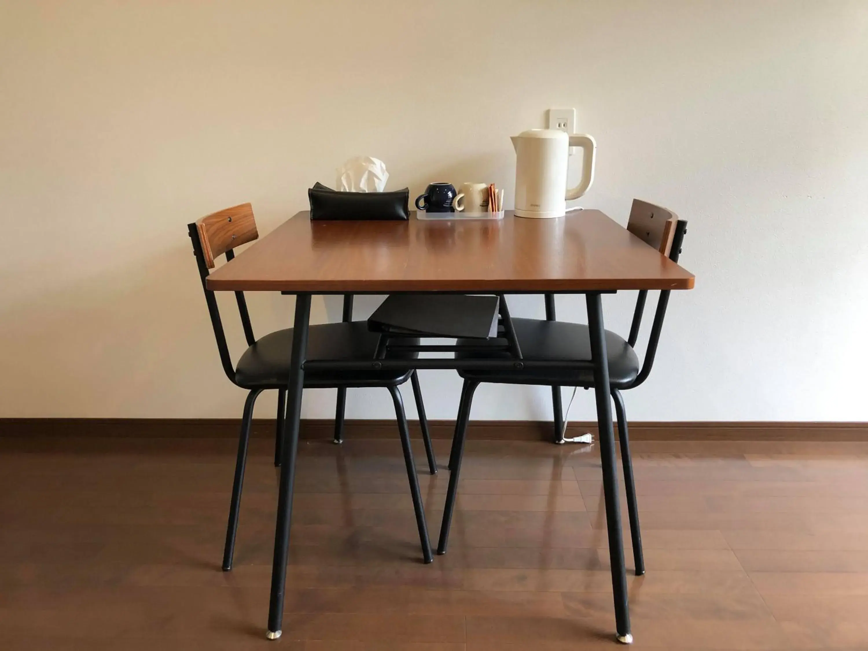 Standard Twin Room with Sea View - single occupancy in The Little Garden Standard Twin Room with Sea View - single occupancy in The Little Garden